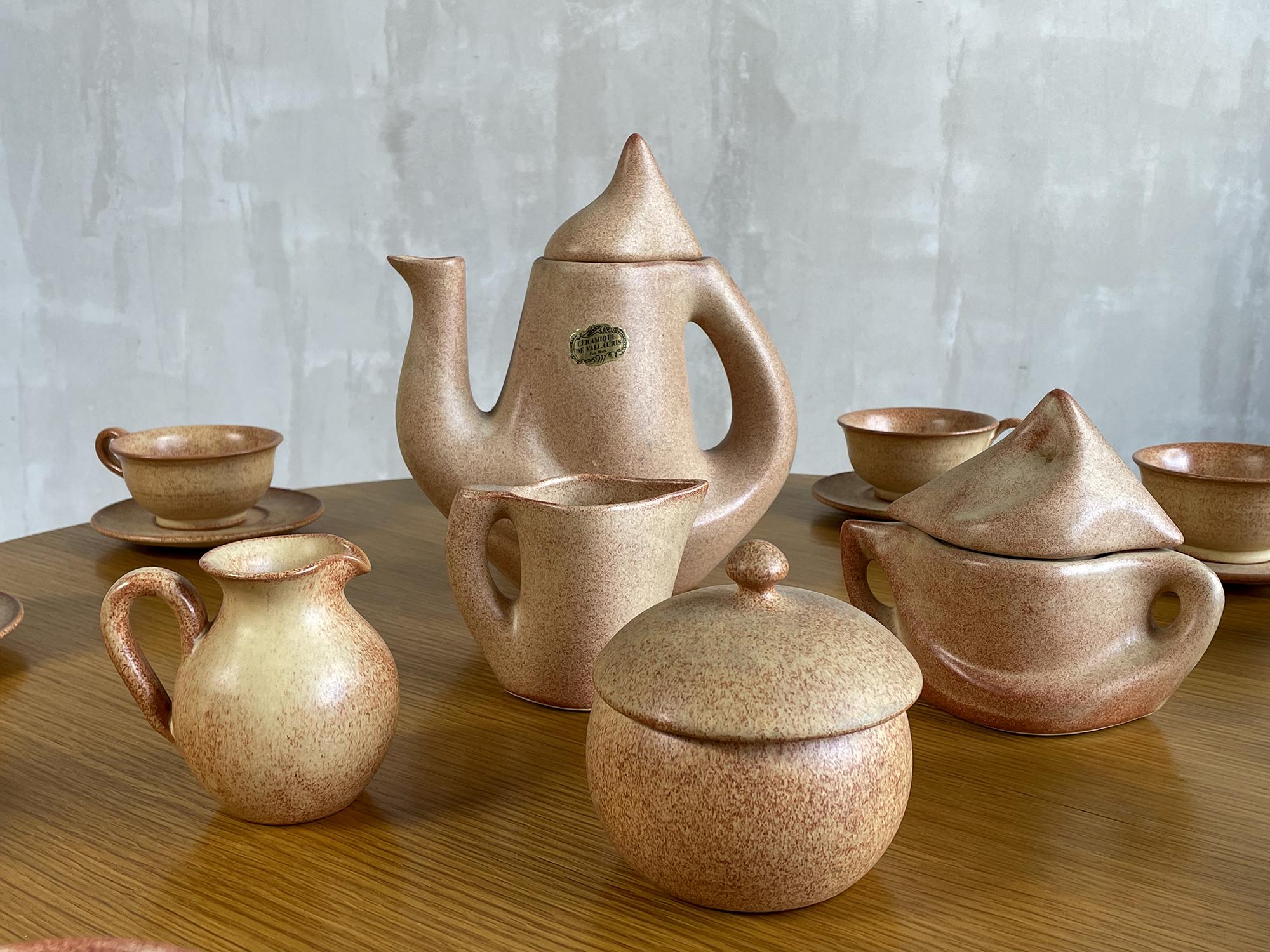 Vallauris, servicio de café de 17 piezas, Francia 1960 en Bueno estado para la venta en Catonvielle, FR