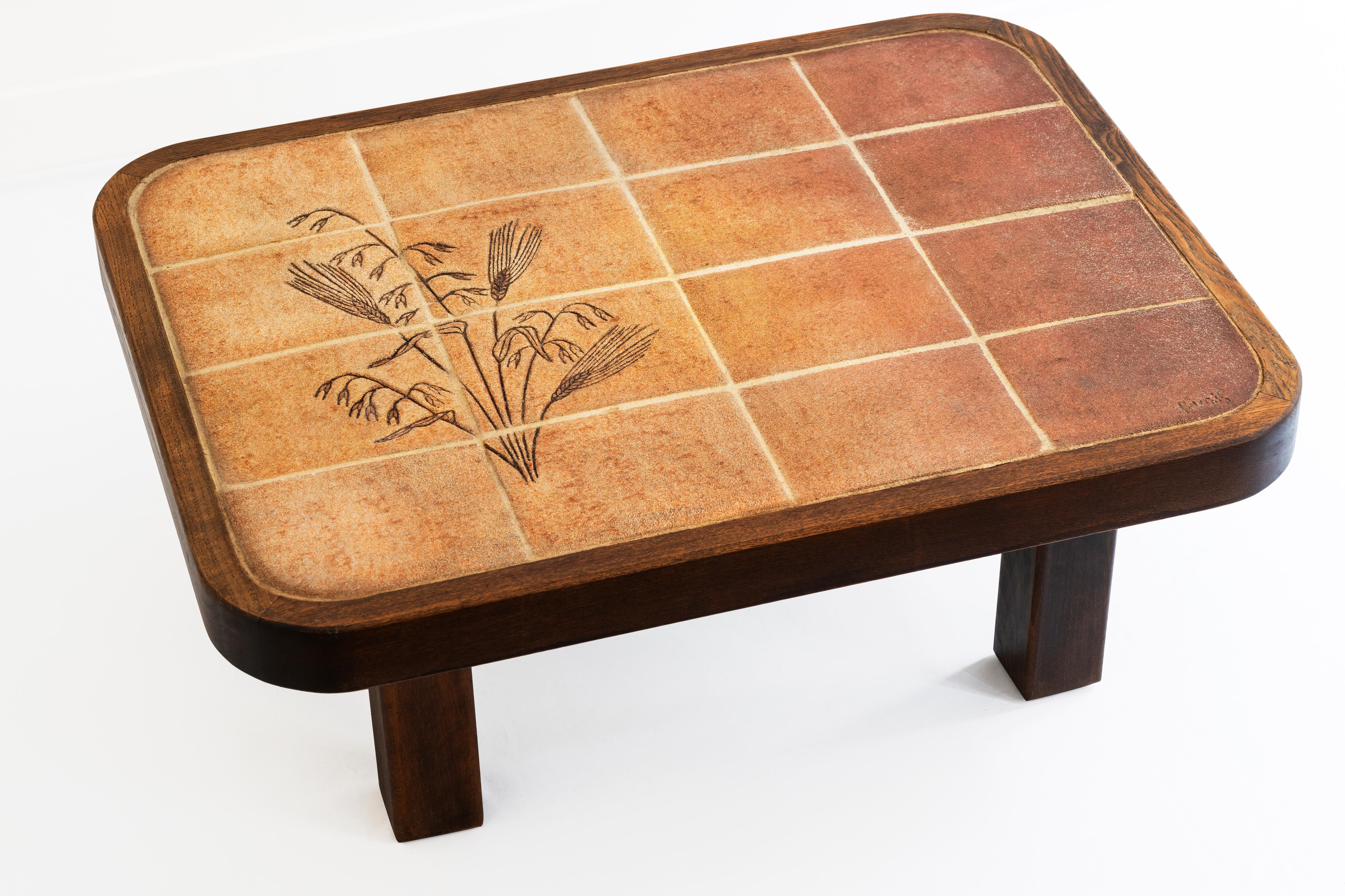 Vallauris / Barrois - Table centrale en bois et céramique du 20e siècle français Bon état - En vente à London, GB