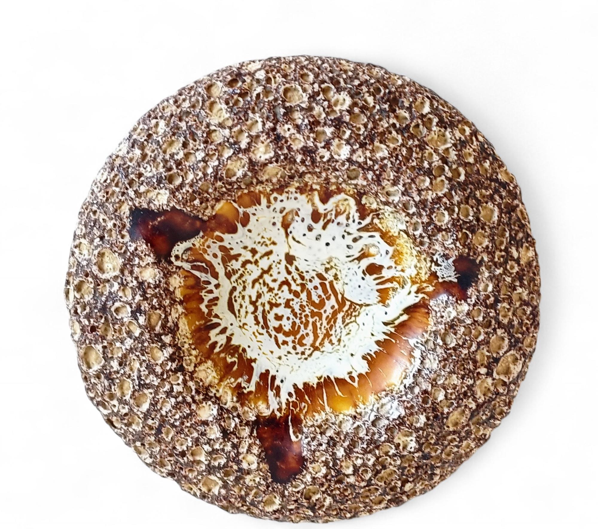 Vallauris Biomorphic Volcanic Glazed Ceramic Ashtray or Catch-Al, France, 1950s im Angebot 2