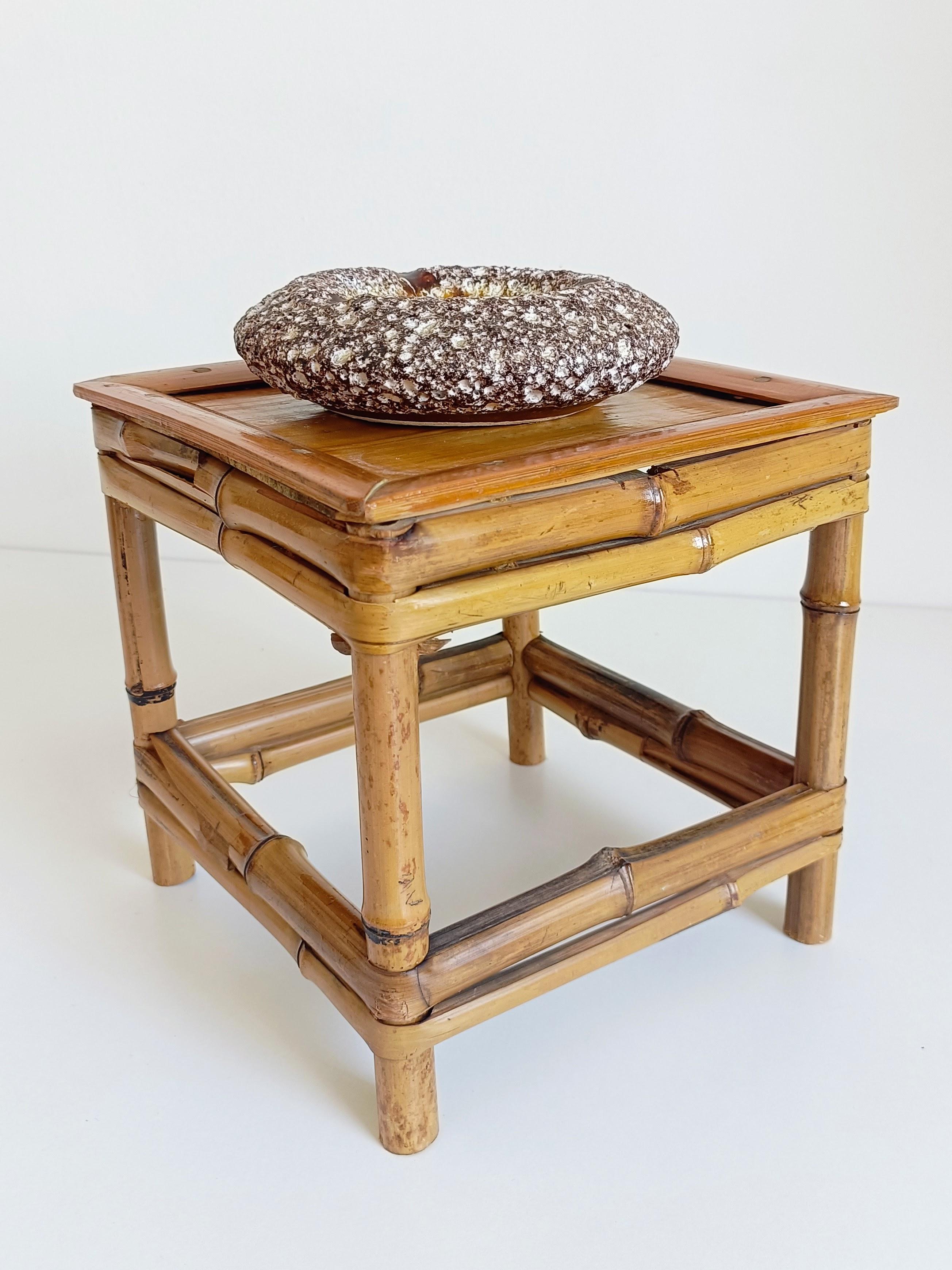 Vallauris Biomorphic Volcanic Glazed Ceramic Ashtray or Catch-Al, France, 1950s im Zustand „Hervorragend“ im Angebot in Valencia, VC