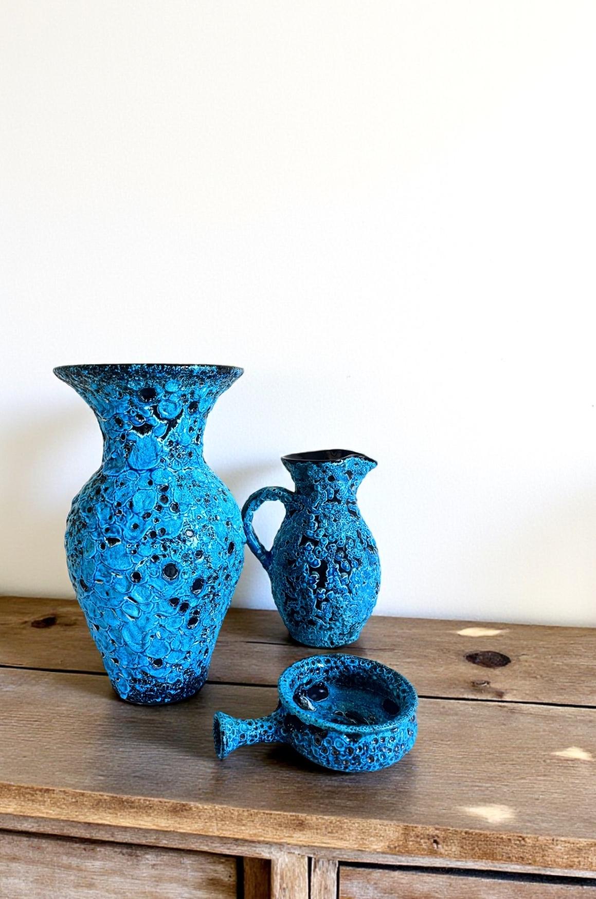 Vase en céramique bleue Vallauris par Charles Cart ¨Emaux des Glaciers¨, France, années 1960 en vente 6