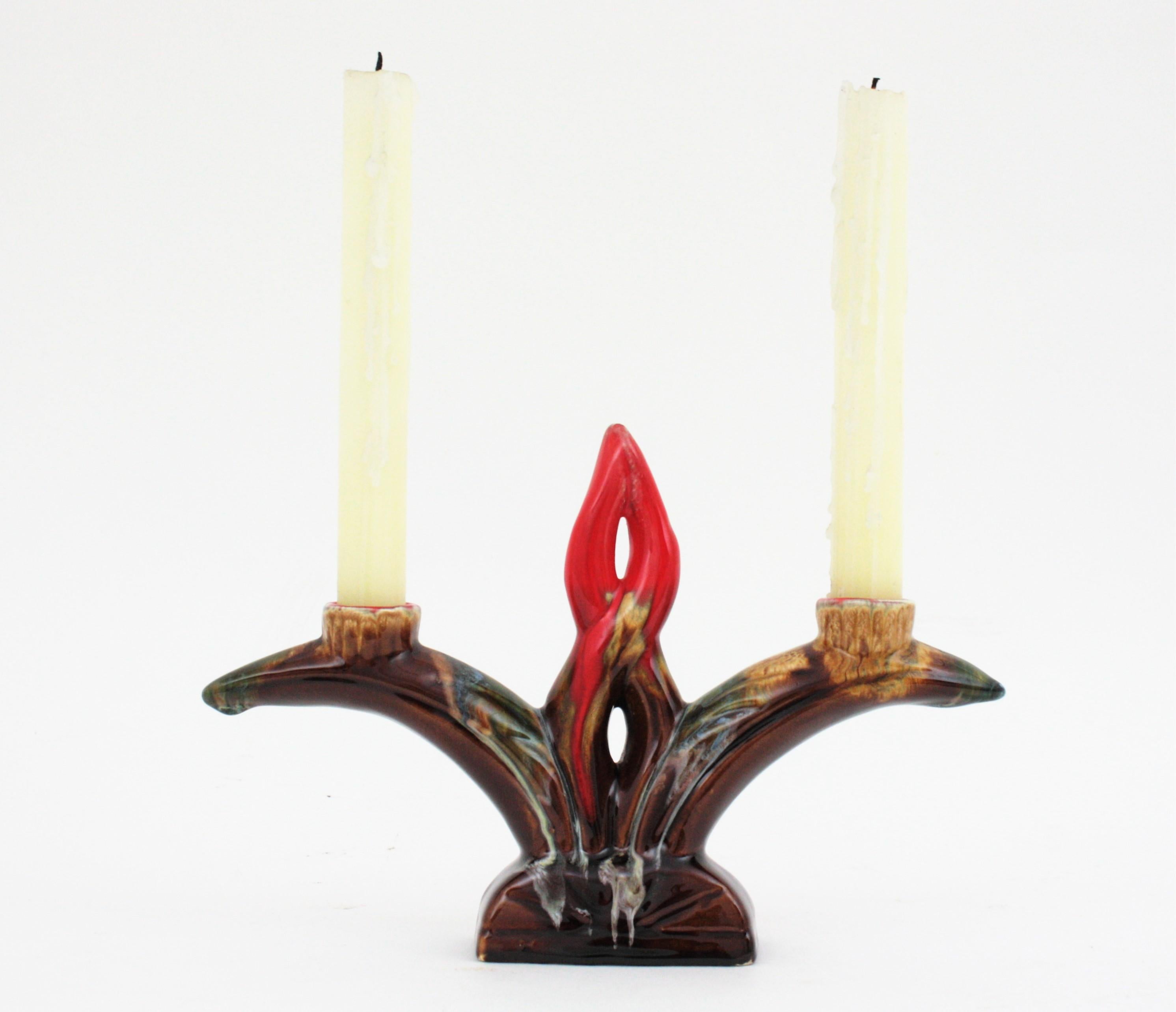 Portavelas/ Candelabro de cerámica mayólica Vallauris,  1960s en Excelente estado para la venta en Barcelona, ES