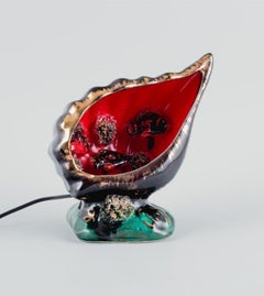 Vallauris, Frankreich, Dekorative Tischlampe aus glasierter Keramik in Form einer Kugel