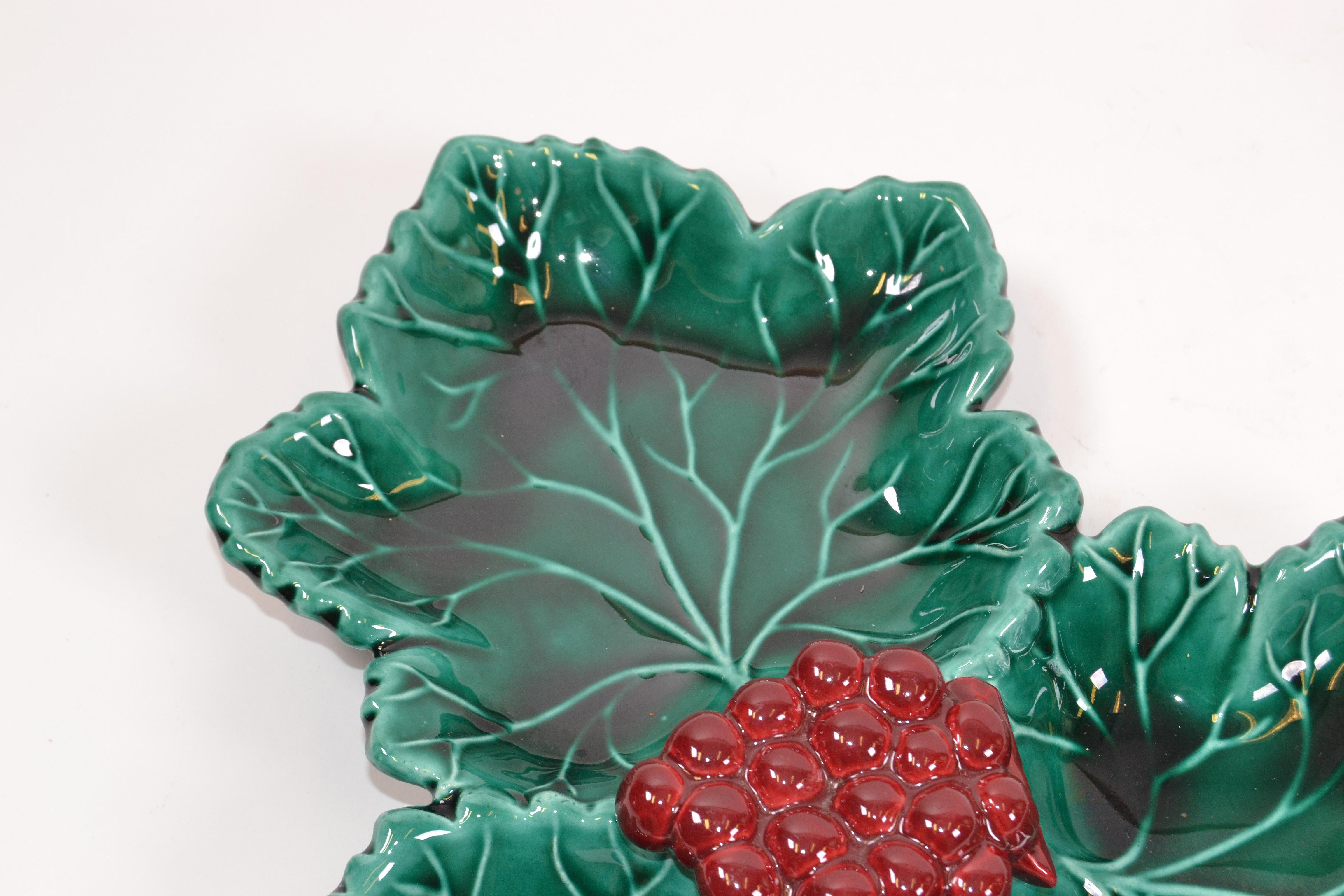 Vallauris French Glazed Grapes & Vine Leaves Ceramic Serving Plate Green and Red In Good Condition For Sale In Miami, FL