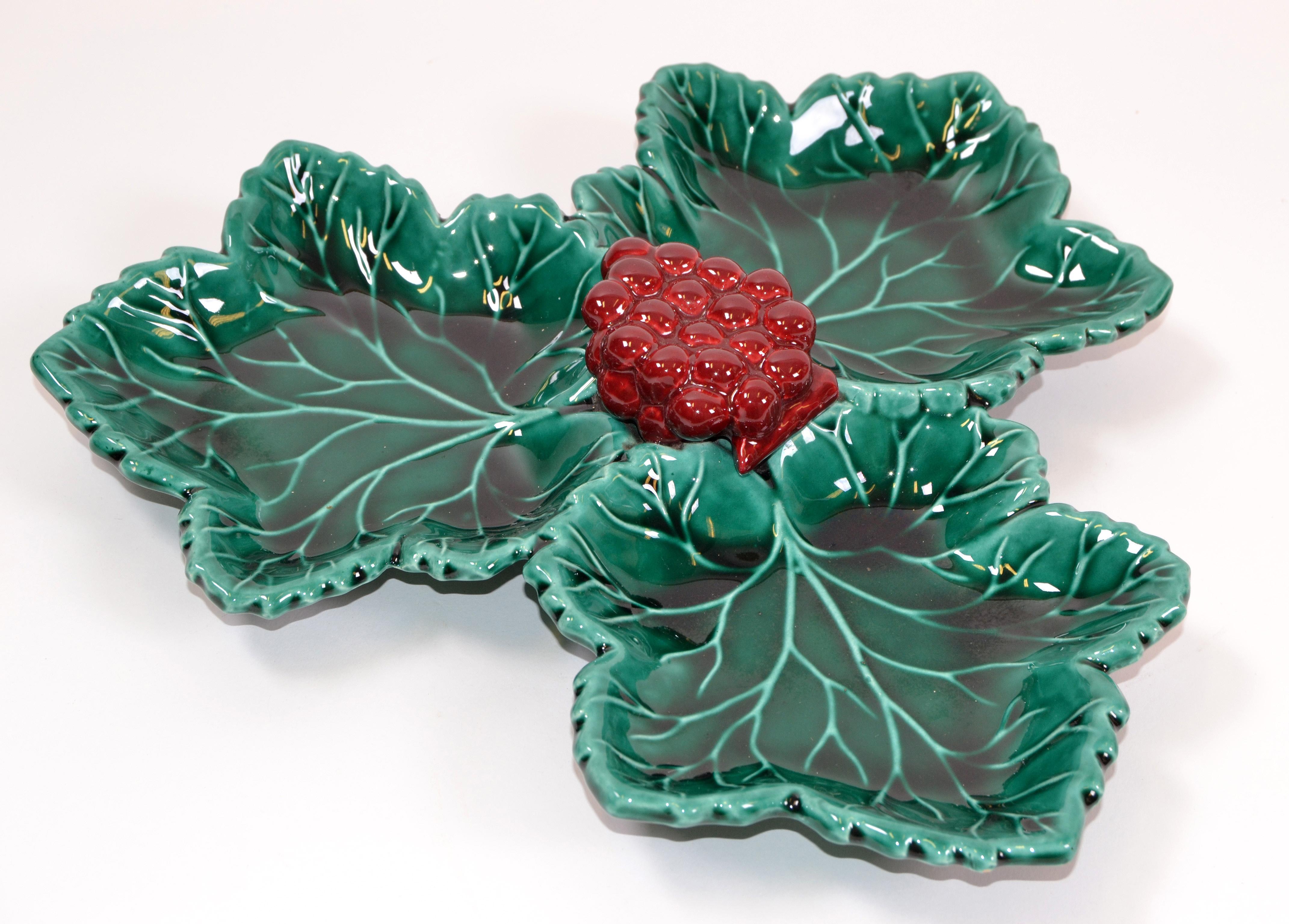 Vallauris French Glazed Grapes & Vine Leaves Ceramic Serving Plate Green and Red For Sale 2