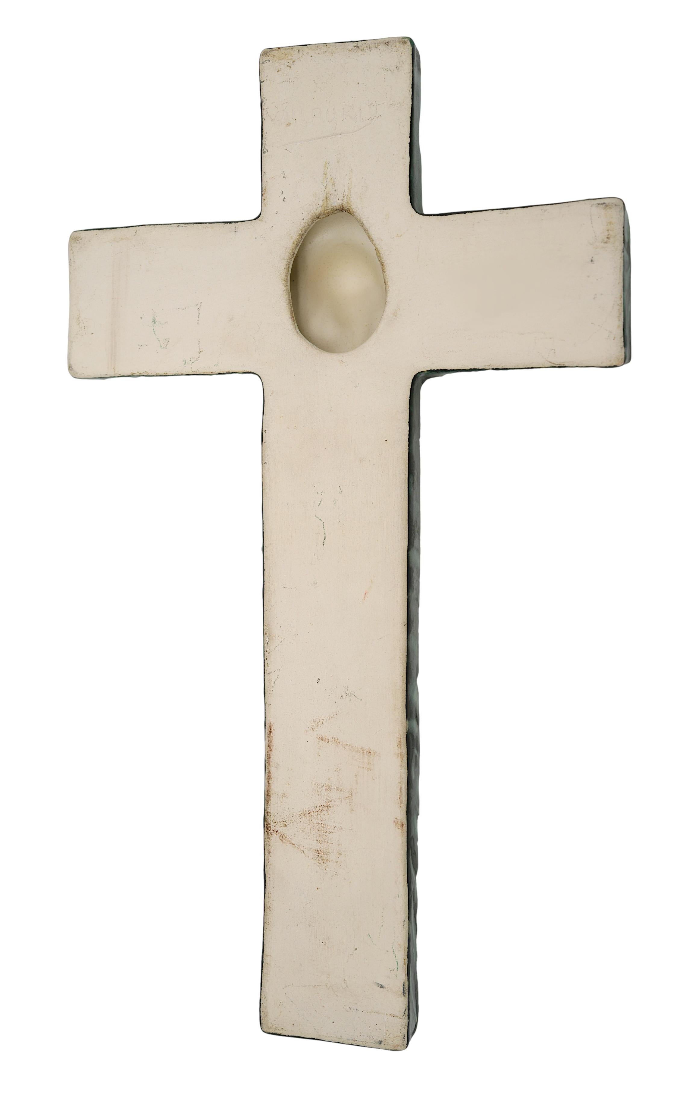 Vallauris Französisch Mitte des Jahrhunderts Keramik Kruzifix, 1950er Jahre im Angebot 6