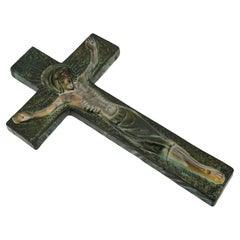 Crocifisso in ceramica di Vallauris, Francia, metà del secolo scorso, anni '50
