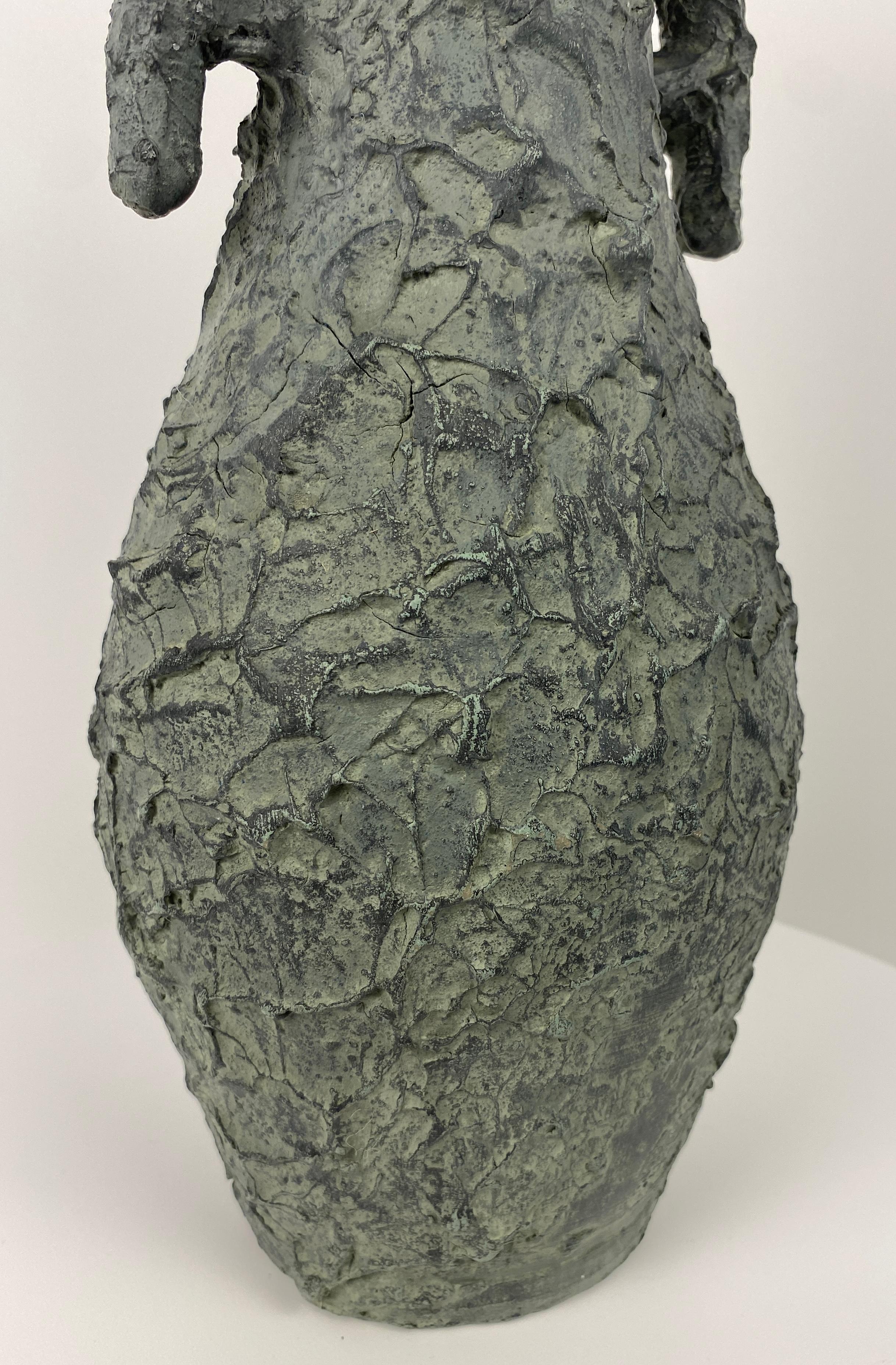 20ième siècle Vase en céramique émaillée Vallauris en vente