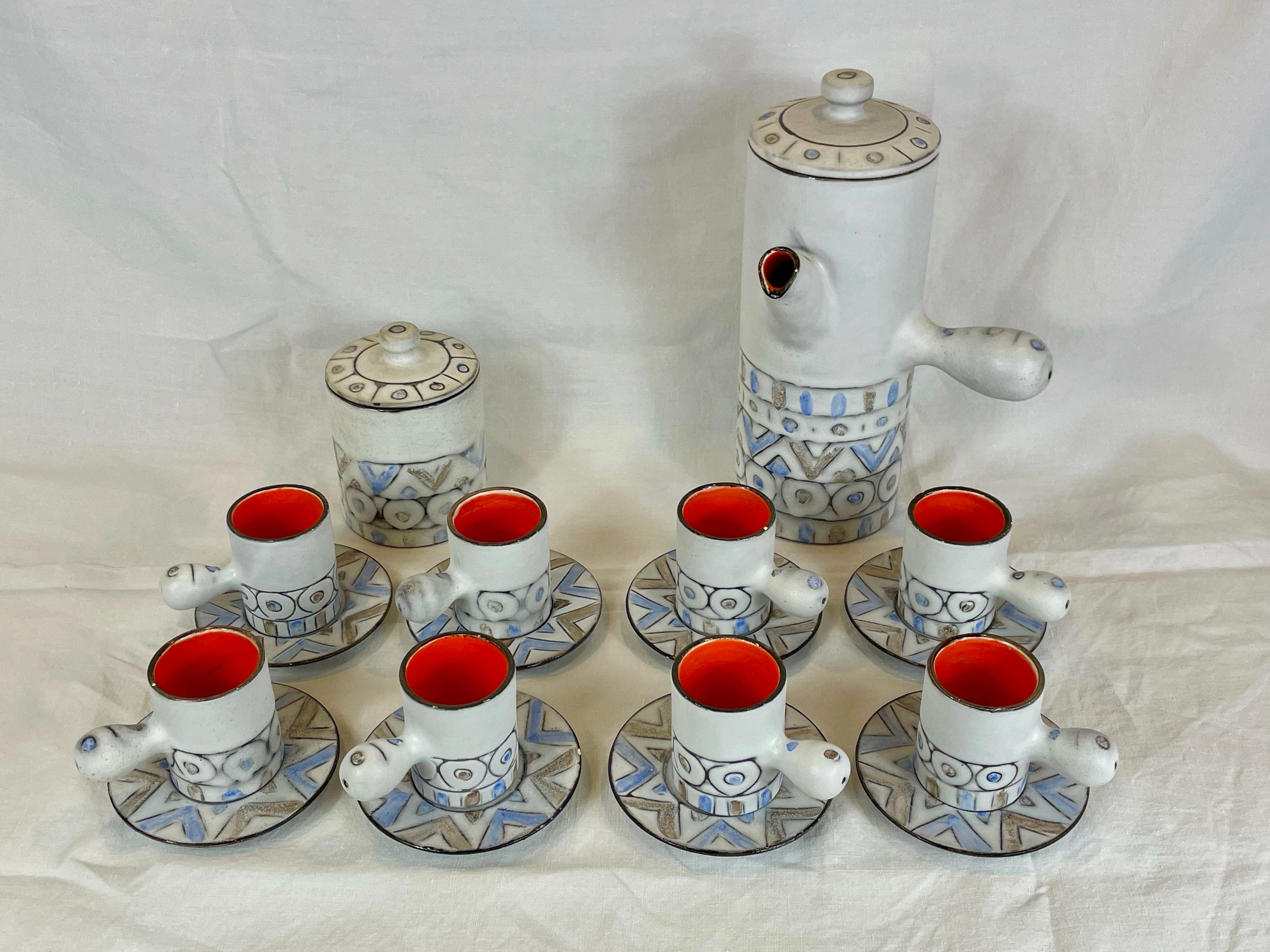 Ceramic hot chocolat set by Alain Maunier of Vallauris.
Dating back to the 1960s this set consists of a chocolate pot, 8 cups and saucers and a sugar pot.
This beautiful set is timeless in its style with subtle colours of taupe and baby blue against