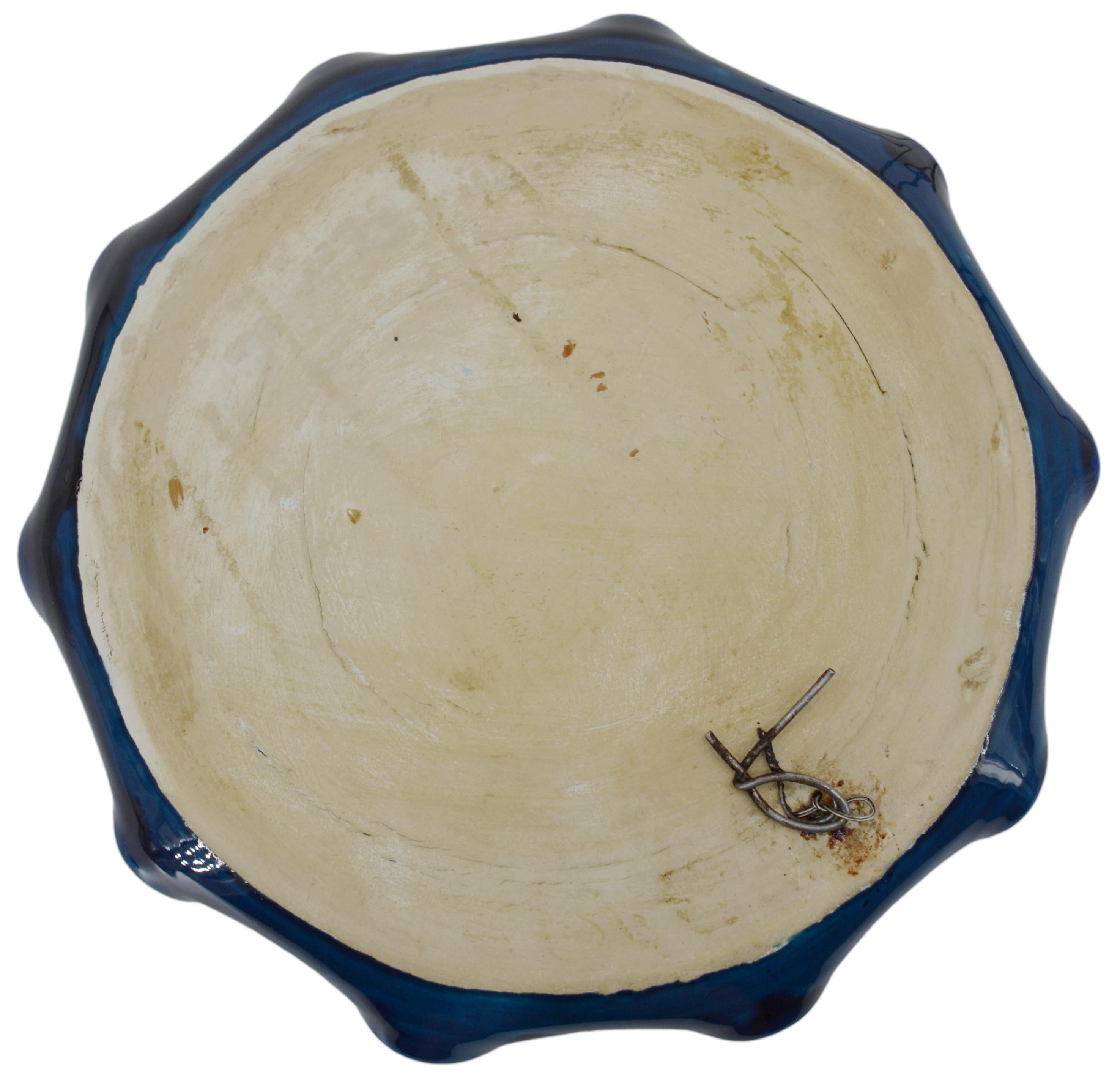 Vallauris Majolica Palissy Crab Wall Platter, 1950 In Excellent Condition For Sale In Saint-Amans-des-Cots, FR