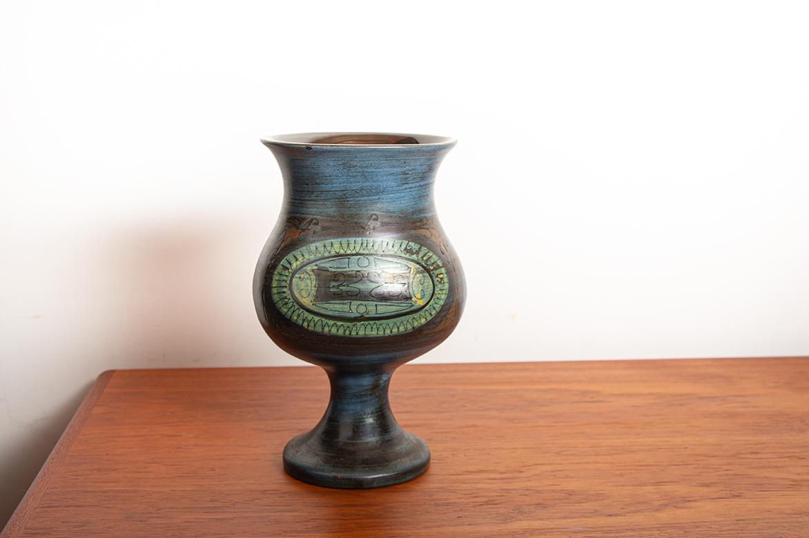 Metà XX secolo Vallauris, vaso modernista in ceramica smaltata blu e verde di Jean De Lespinasse in vendita