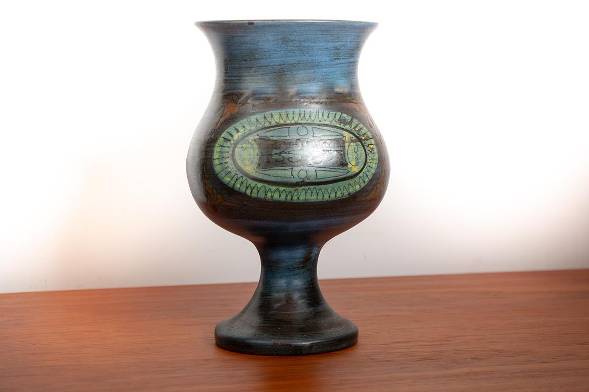 Vallauris, vaso modernista in ceramica smaltata blu e verde di Jean De Lespinasse in vendita 1