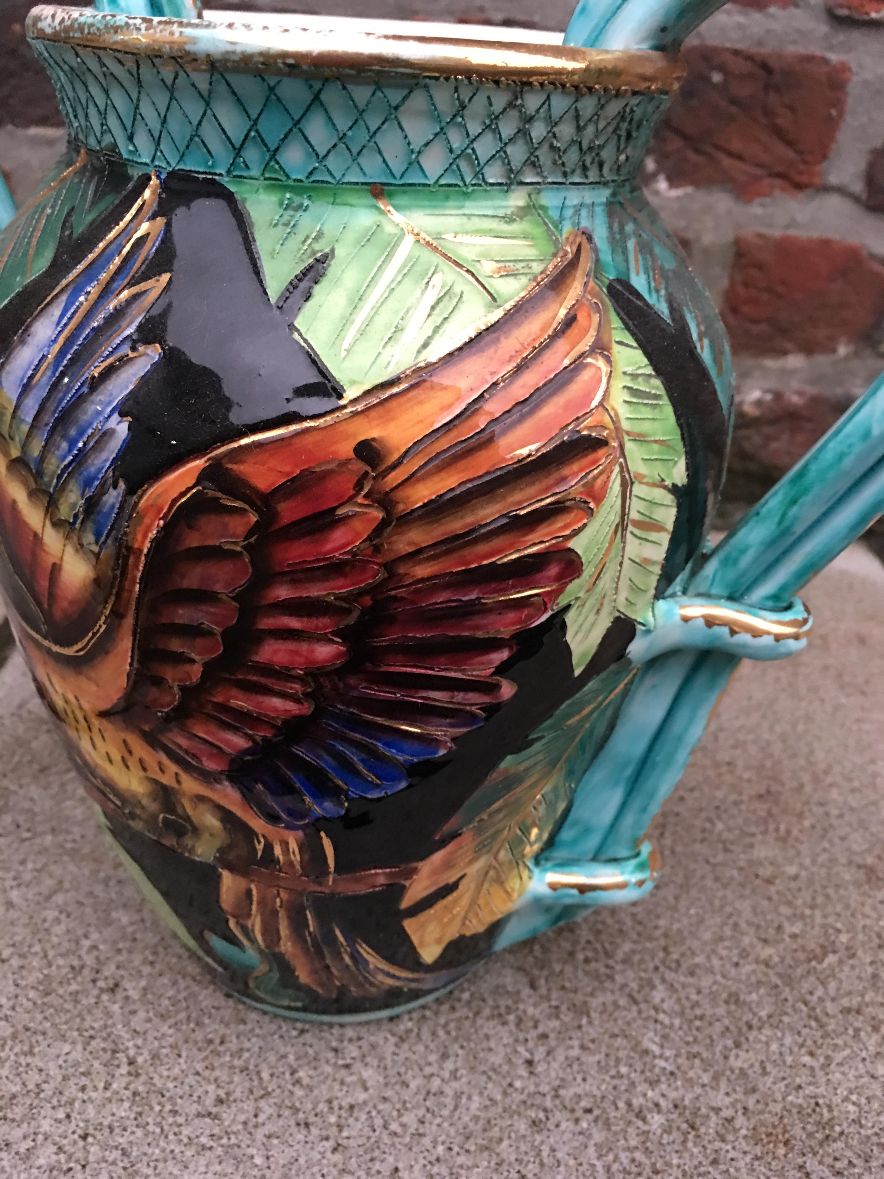 Vallauris Monaco:: Vase en céramique avec motif de perroquet:: vers 1950 Bon état à Saint-Ouen, FR
