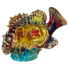 Vallauris & Monaco, Francia, Lampada da tavolo in ceramica smaltata a forma di pesce