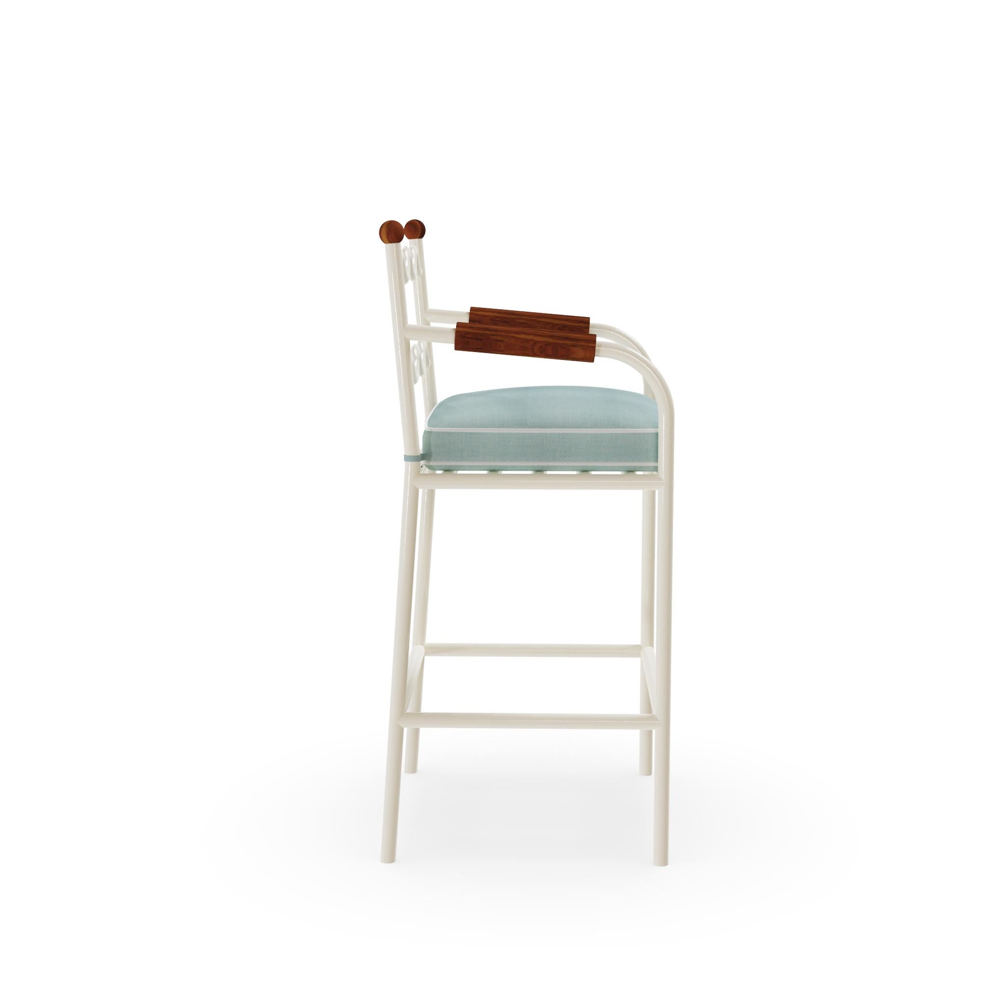 Sedia da bar per esterni Valldemossa in metallo laccato con dettagli in Wood Iroko In condizioni Nuovo in vendita a Carvalhosa, PT