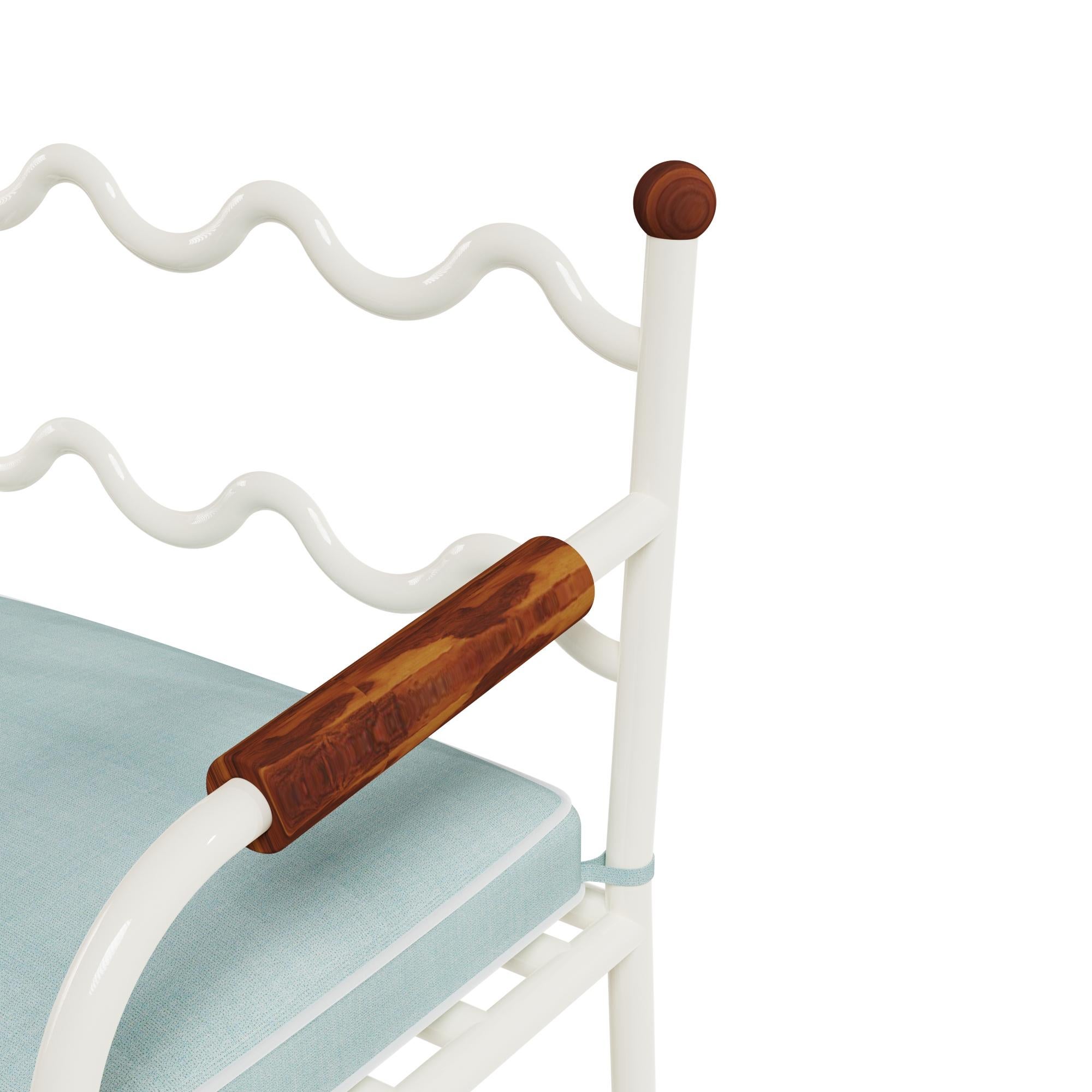 Metallo Sedia da bar per esterni Valldemossa in metallo laccato con dettagli in Wood Iroko in vendita