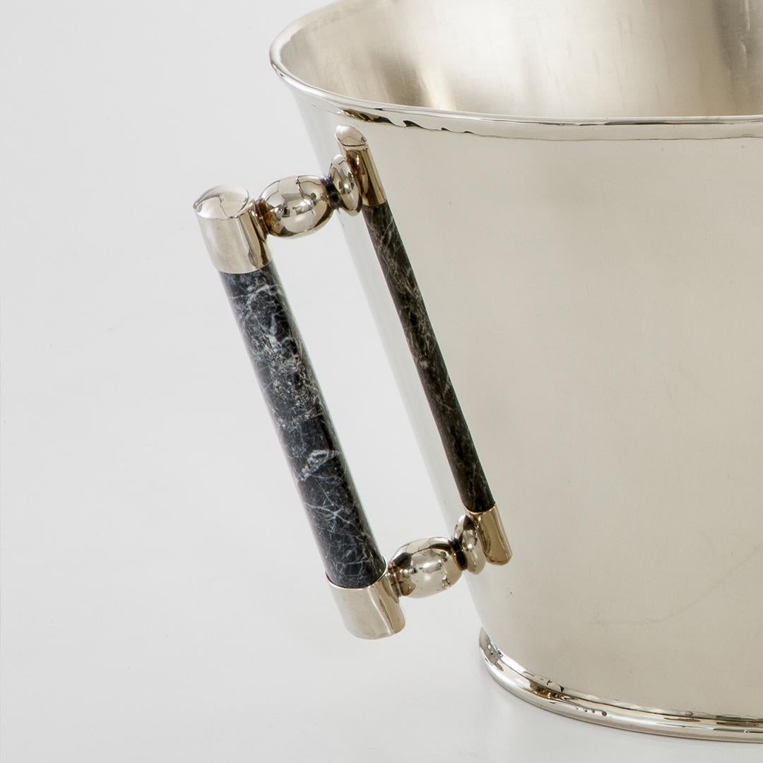 Organic Modern Valle Medium Silver Alpaca & Black Onyx Stone Bar Champagne Bucket For Sale
