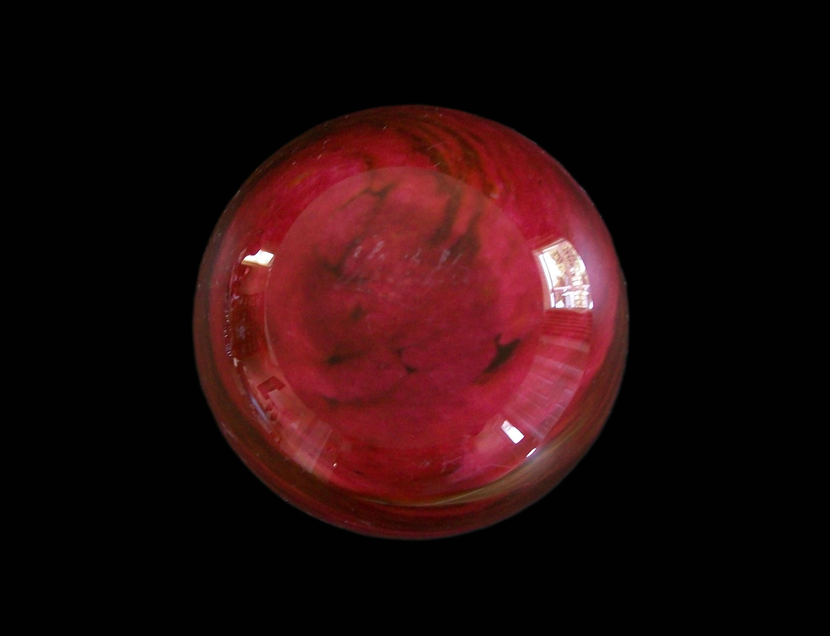 VALLETTA GLASS - Marmorierter Briefbeschwerer Vase/Kerzenhalter - Malta - CIRCA 2000 im Angebot 6