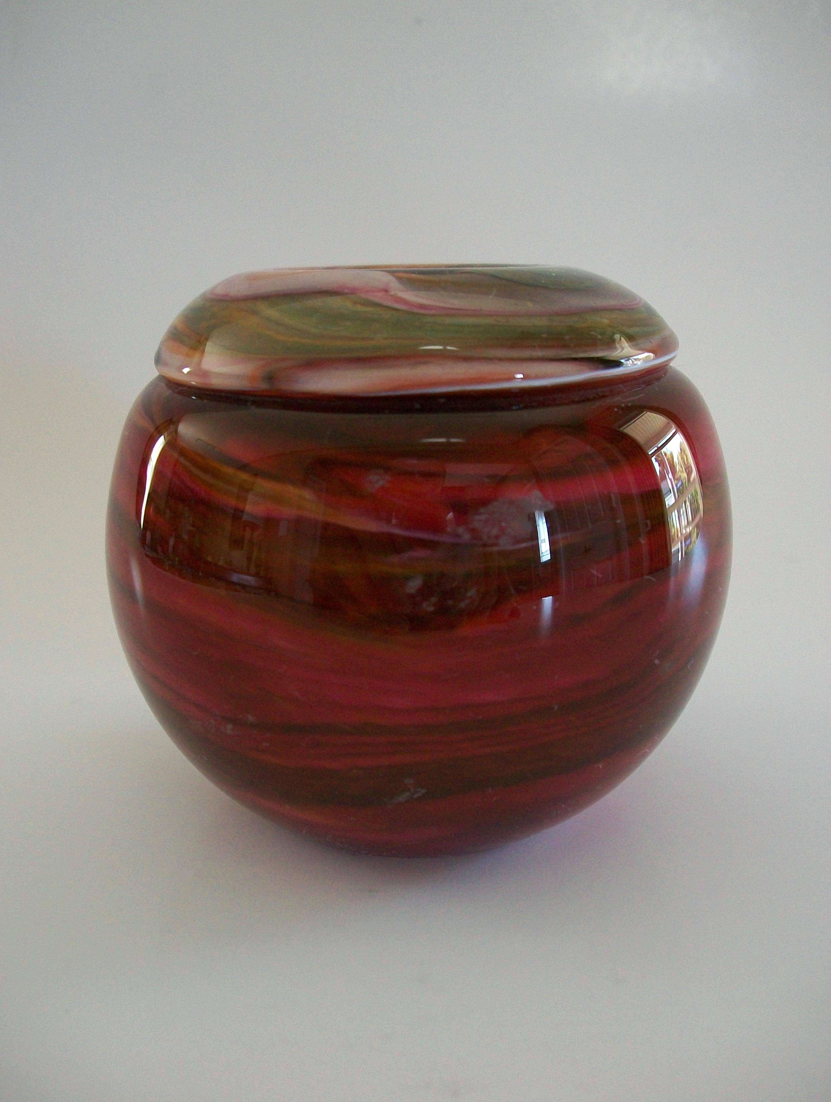 VALLETTA GLASS - Marmorierter Briefbeschwerer Vase/Kerzenhalter - Malta - CIRCA 2000 (Maltesisch) im Angebot