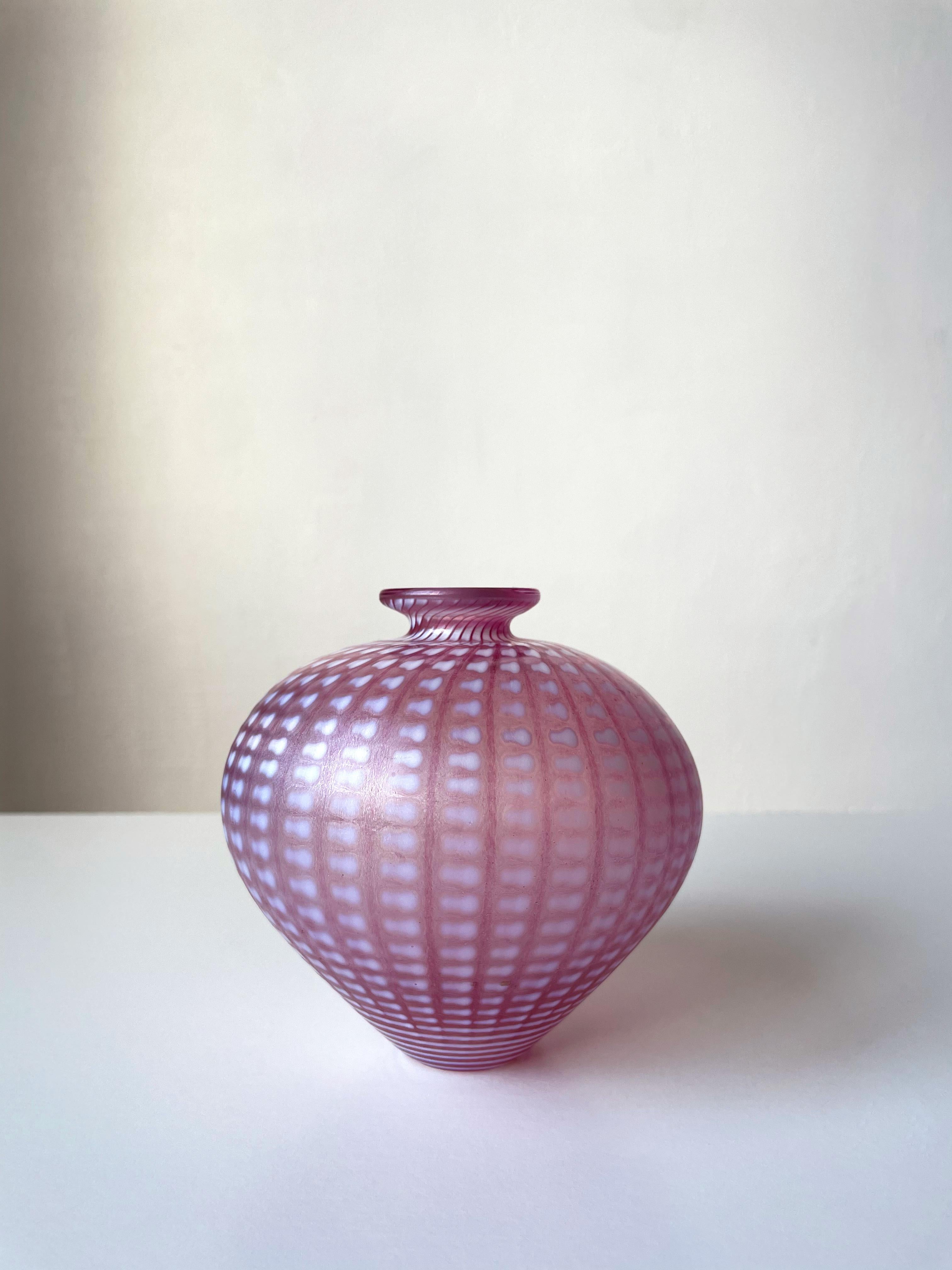 Scandinavian Modern Vallien Kosta Boda Pink White Minos Art Glass Vase, 1984 For Sale
