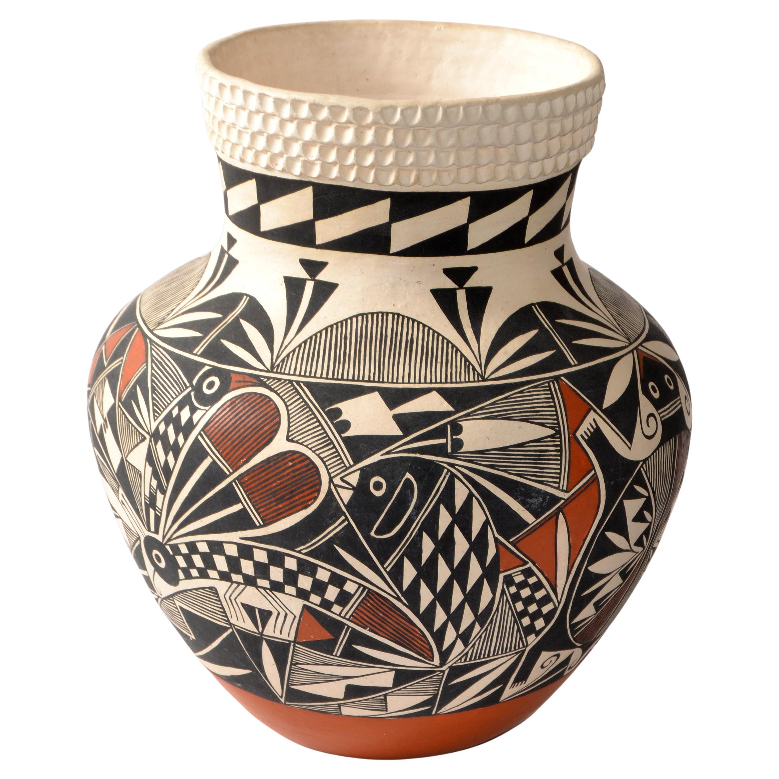 Vallo Native American Vintage Acoma Vase Earthenware Clay Vase Brown White Beige