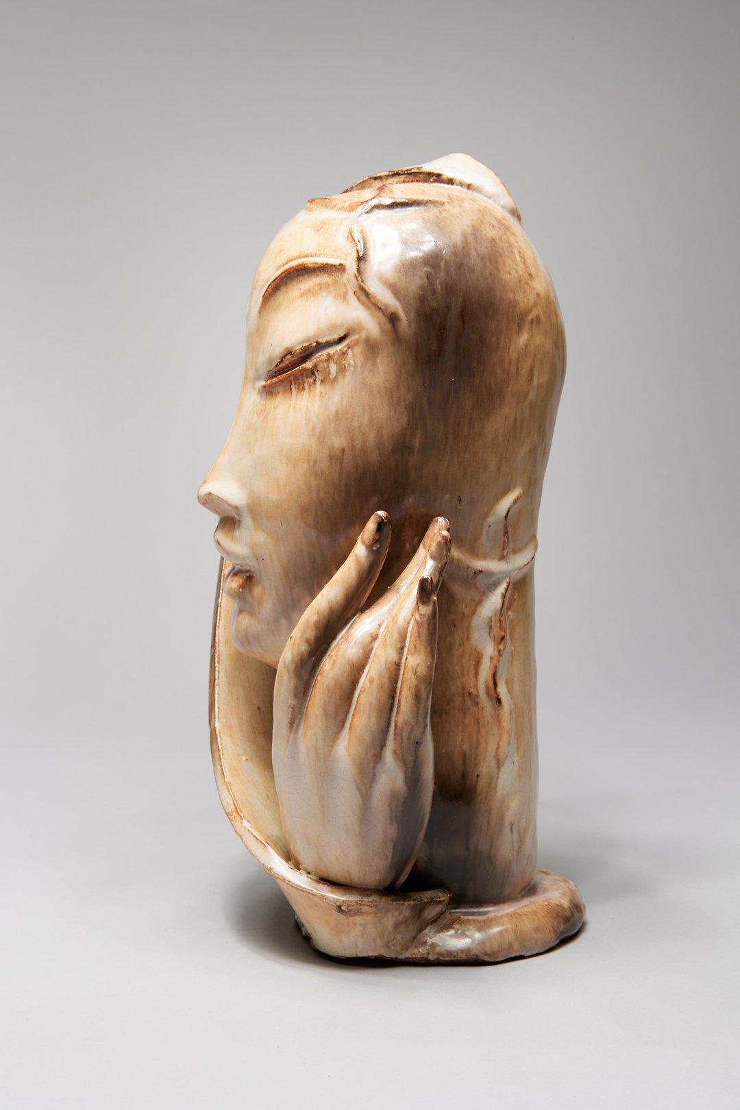 Busto de Josephine Baker, Cara femenina de cerámica de mediados de siglo - Sculpture de Vally Wieselthier