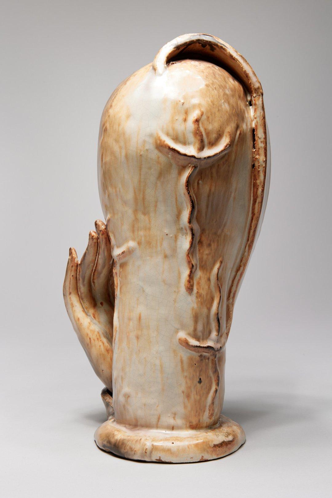 Busto de Josephine Baker, Cara femenina de cerámica de mediados de siglo - Figurative Sculpture Gris de Vally Wieselthier