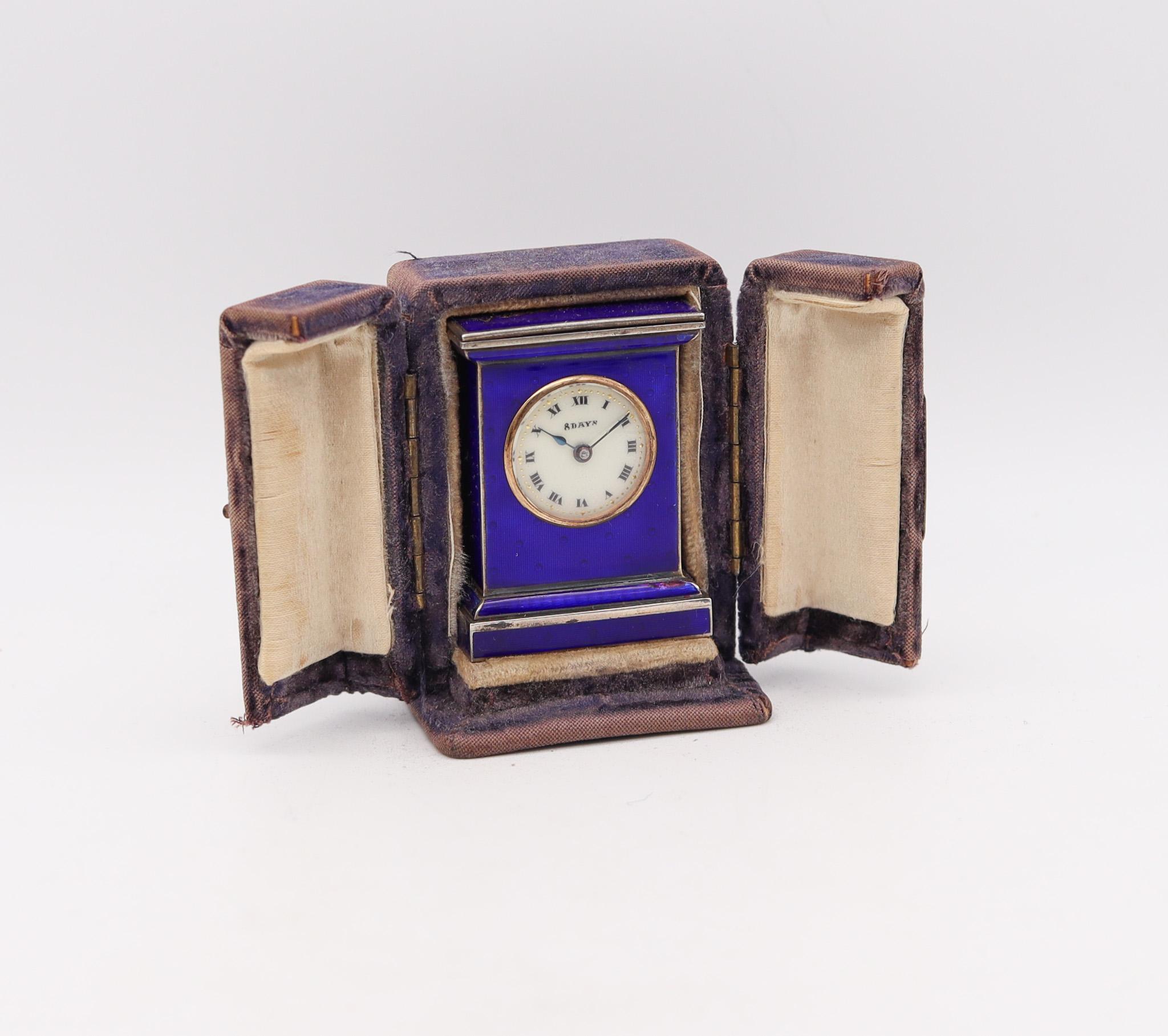 Valme 1920 Miniature Travel Clock mit Guilloché-Emaille in Sterling mit Box (Art déco) im Angebot
