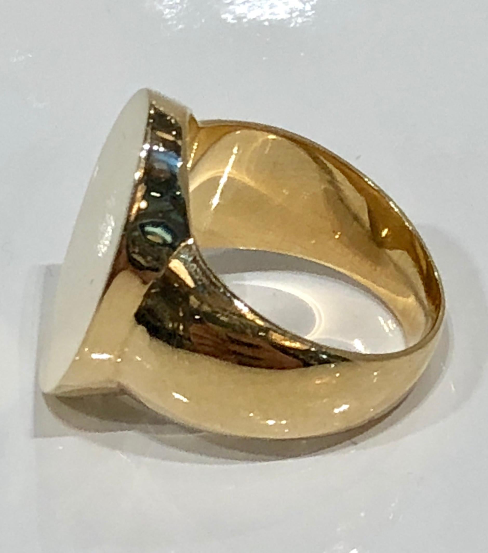 Unisex shield shaped 18k rose gold Signet ring, perfect for engraving
Designed by Martyn Lawrence Bullard
Cand be made in 18 K white, rose or yellow gold, any size, lead time 4 weeks