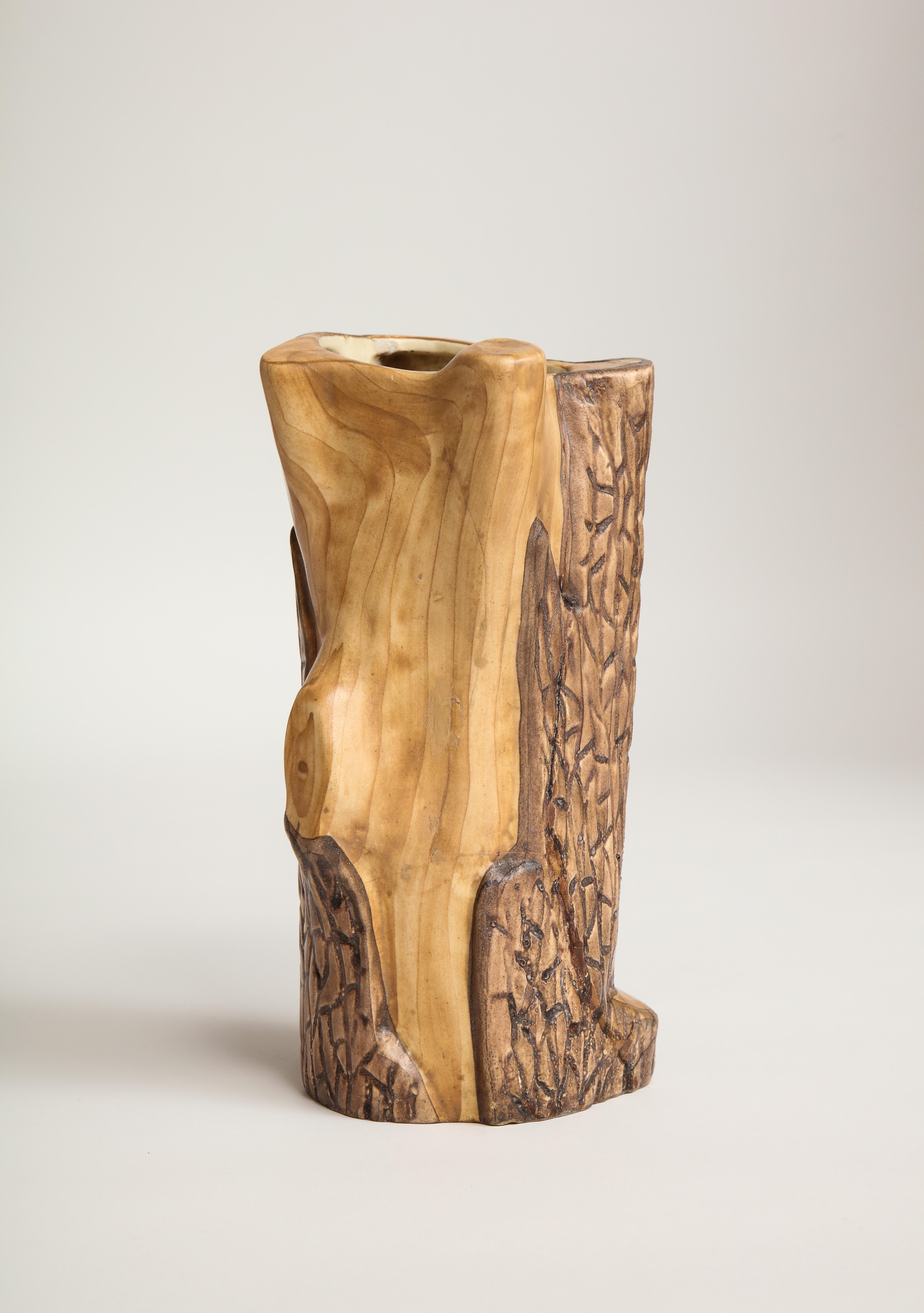 Mid-Century Modern Vase valoreux en faux bois de Grandjean Jourdan en vente