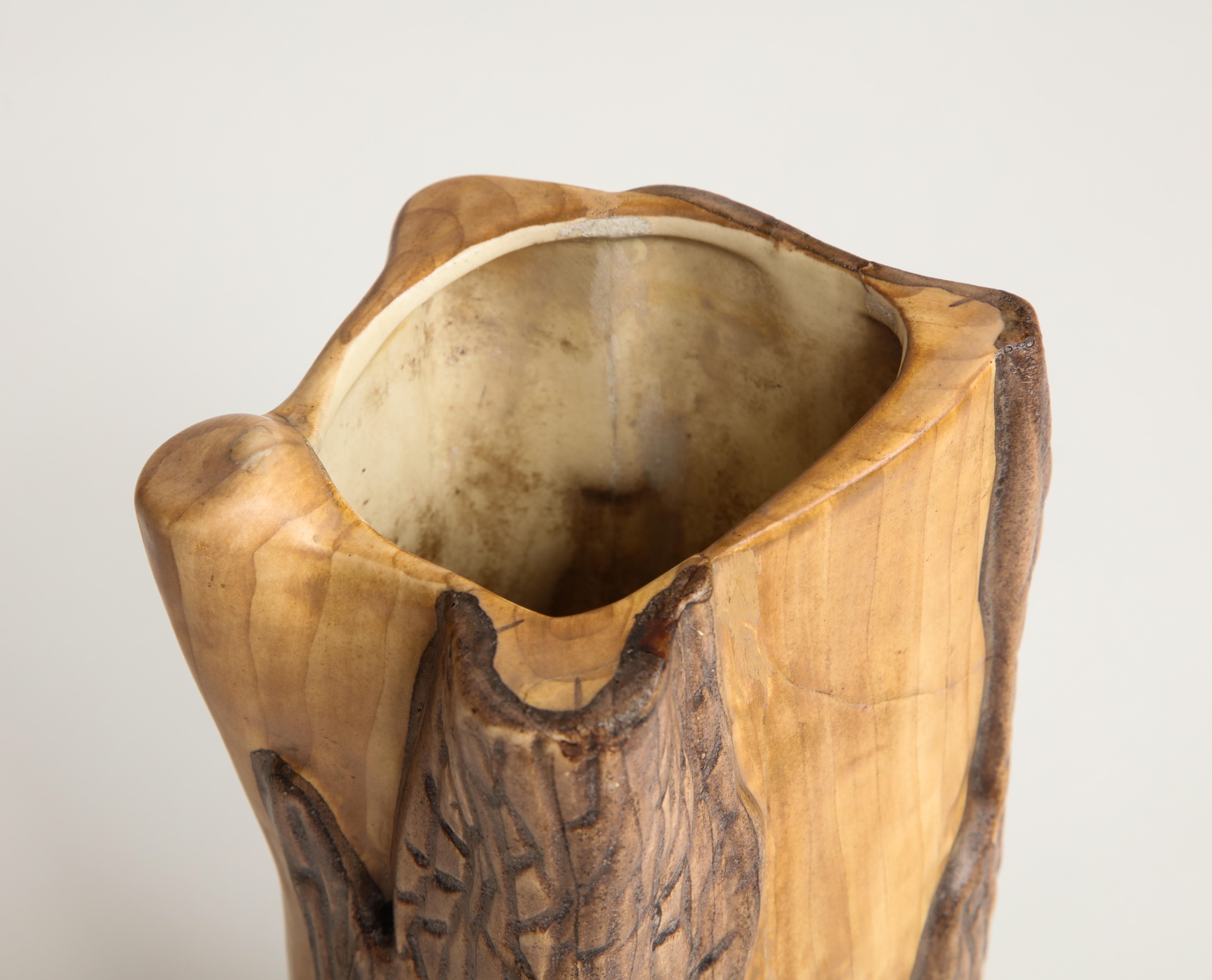 Vase valoreux en faux bois de Grandjean Jourdan en vente 2