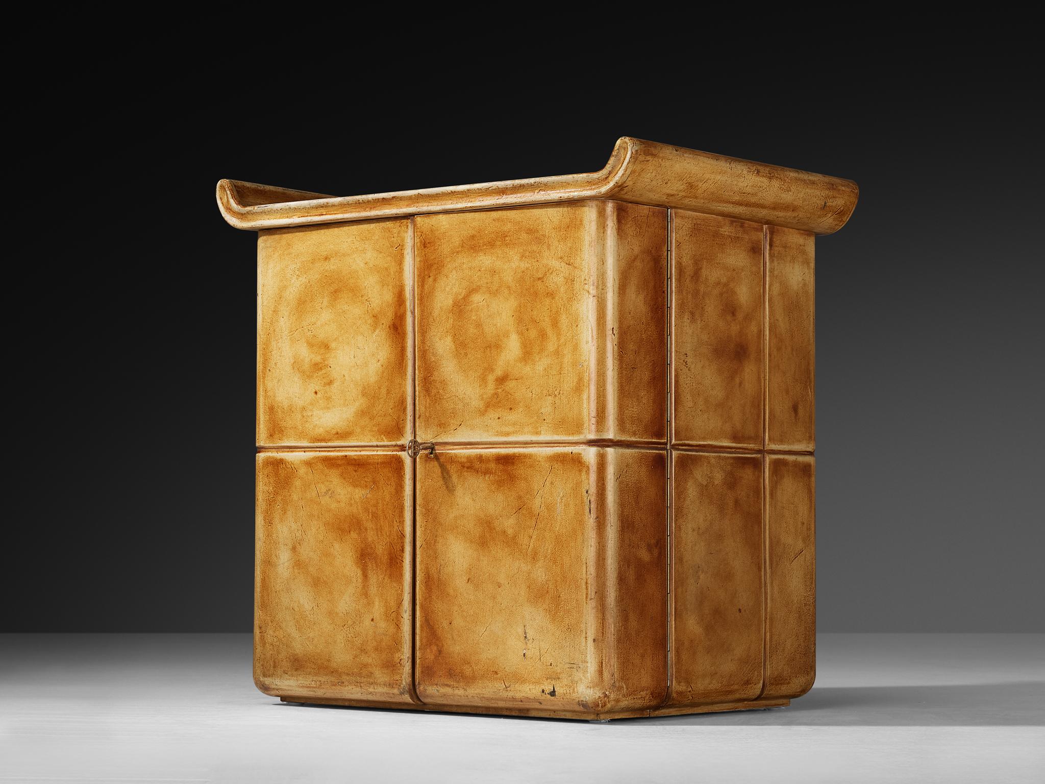 Metà XX secolo Valzania Cabinet in Parchment with Mirrored Interior in vendita