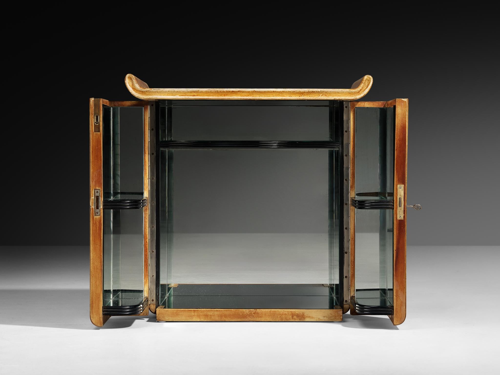Pergamena Valzania Cabinet in Parchment with Mirrored Interior in vendita