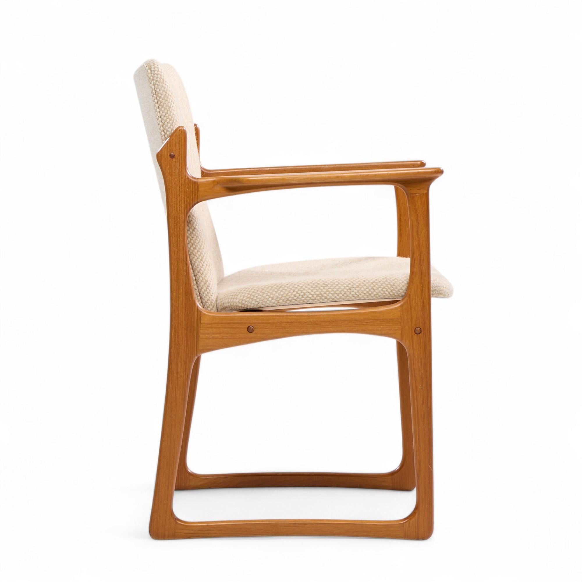 Vamdrup Stolefabrik Mid Century Danish Sculptural Teak Dining Chairs - Set of 6 For Sale 3