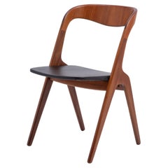 Vamo Sønderborg ‘Sonja’ Circa 1960 Danish Teak Side Desk Chair Johannes Andersen