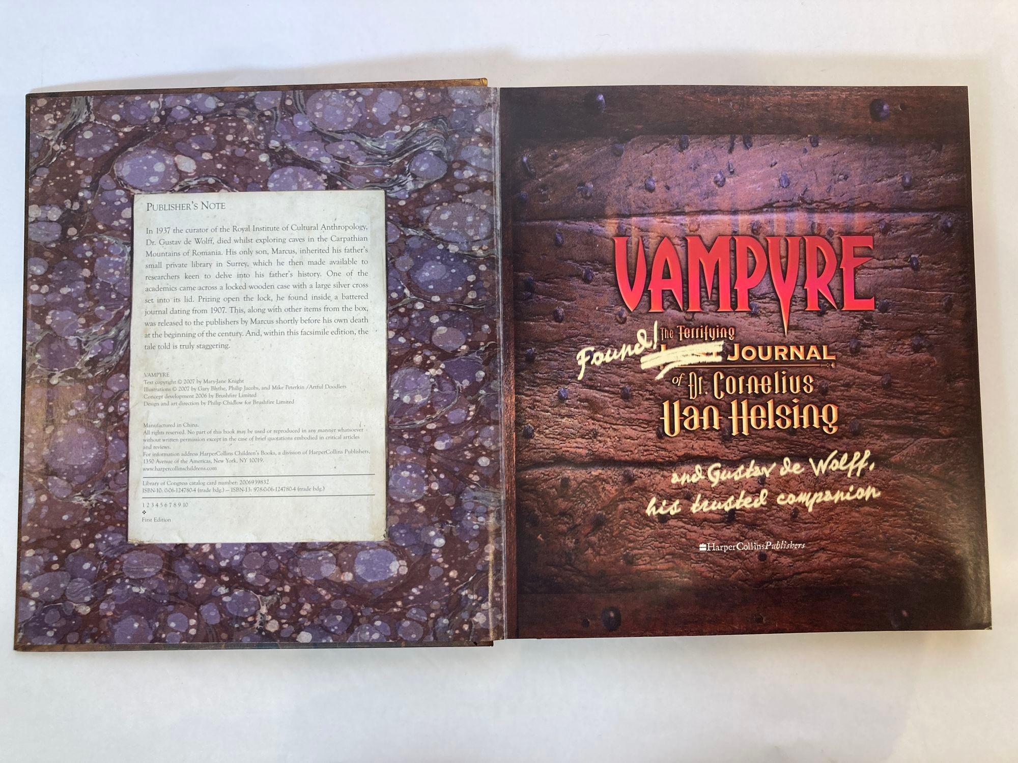 Vampyre, The Terrifying Lost Journal of Dr. Cornelius Van Helsing Book In Good Condition For Sale In North Hollywood, CA