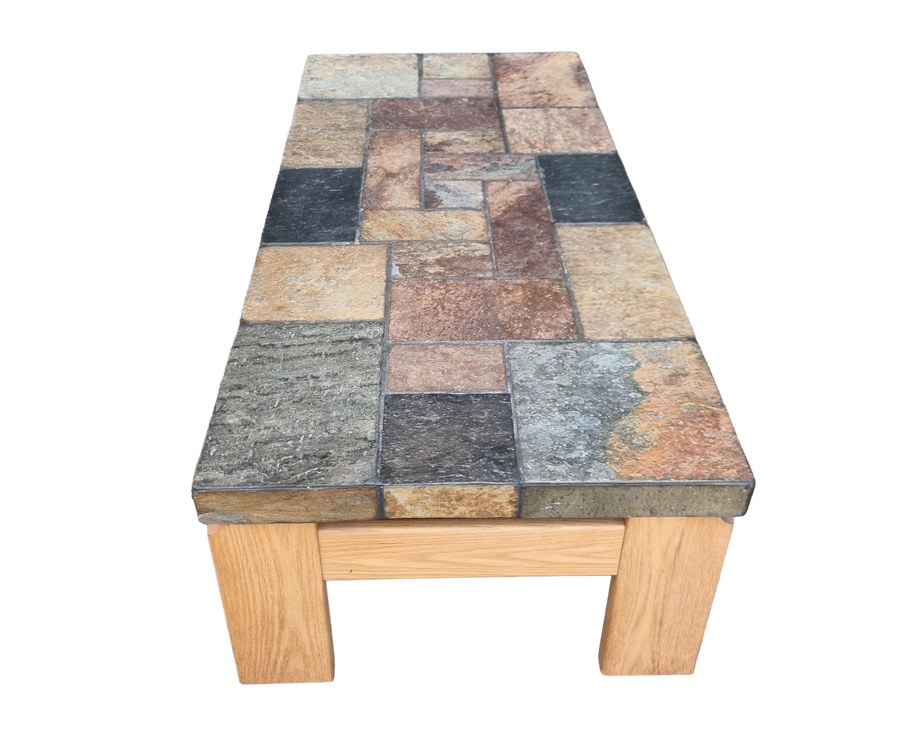 Ardoise Table basse en ardoise mixte et en Oak Oak, Pays-Bas, 1970 (Paul Kingma Sty) en vente