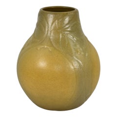Van Briggle 1904 Vintage Arts And Crafts Pottery Olive Green Ceramic Vase 164