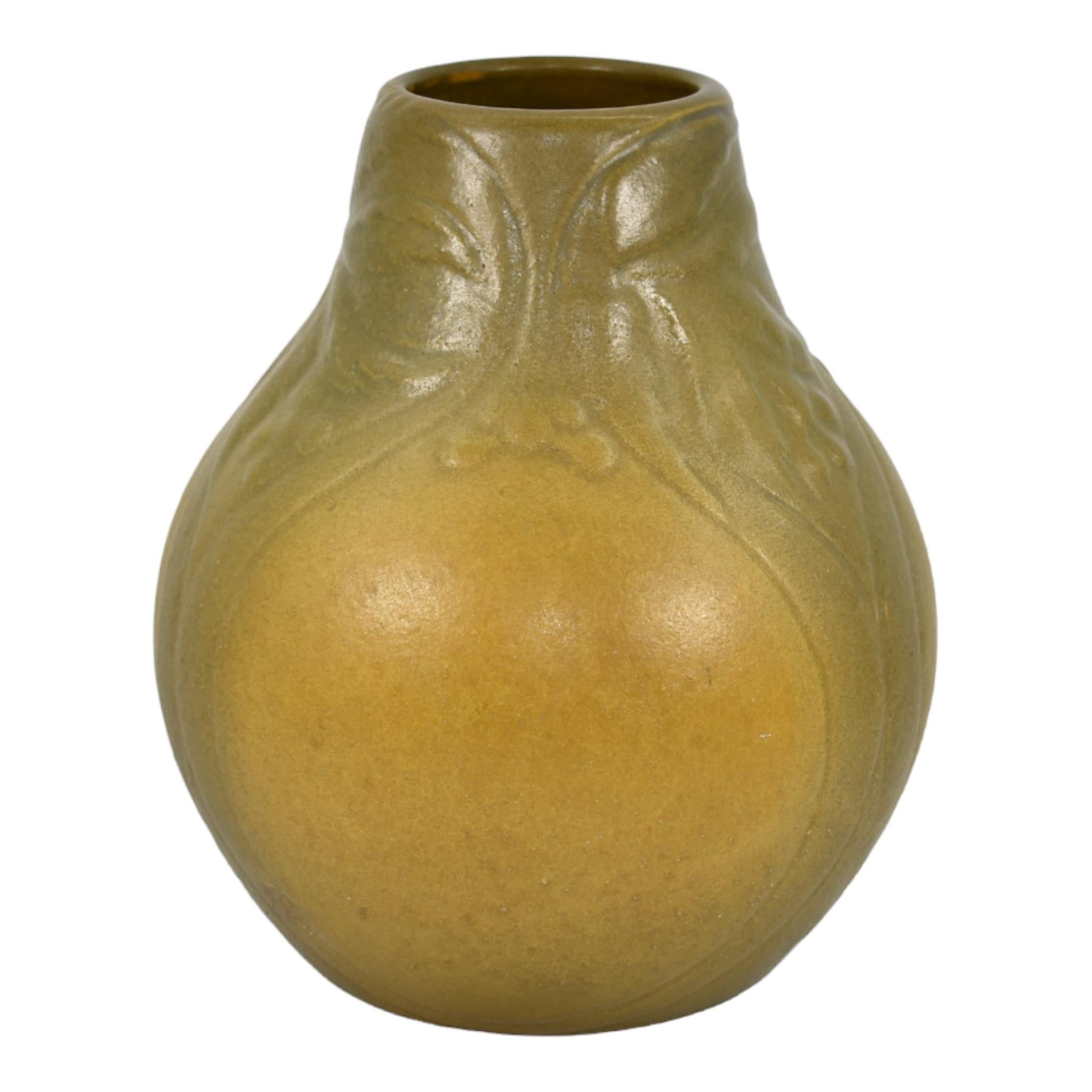 Arts and Crafts Van Briggle 1904 Vintage Arts And Crafts Pottery Olive Green Ceramic Vase 164