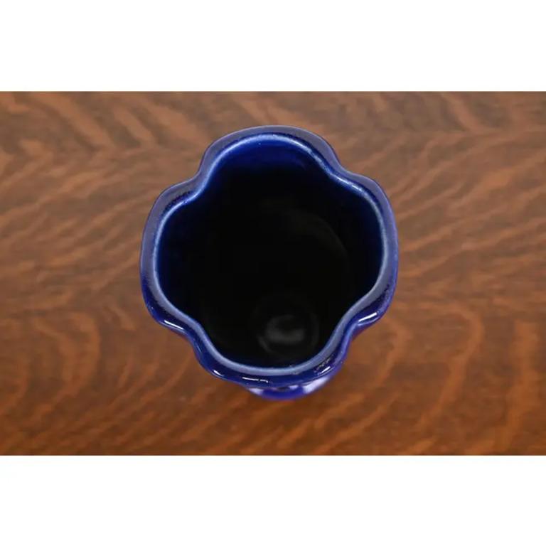 20th Century Van Briggle Arts & Crafts Ming Blue Glazed Ceramic Vase With Floral Motif For Sale
