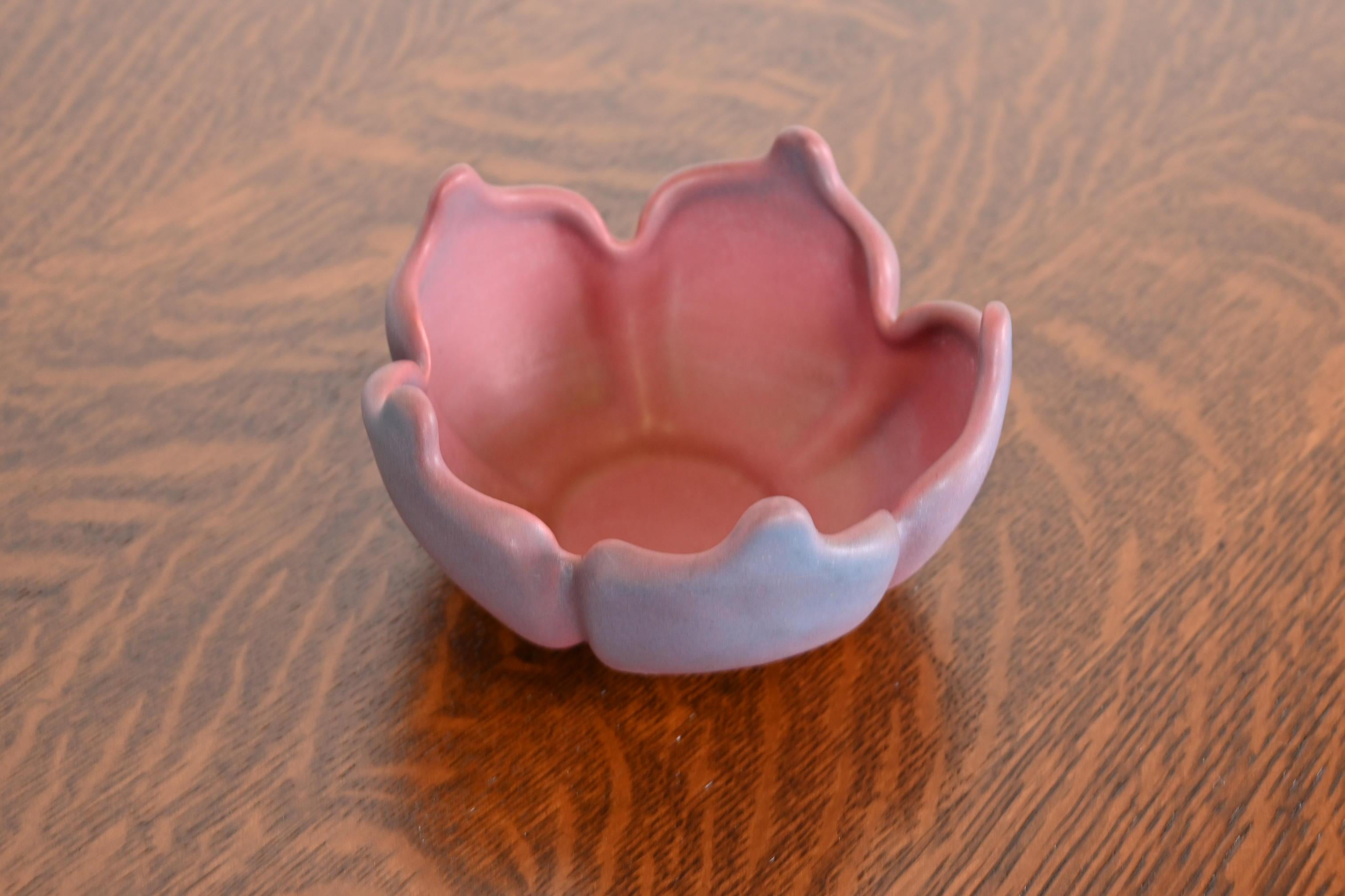 Van Briggle Arts & Crafts Tulip Form Pink and Lavender Glazed Ceramic Bowl In Good Condition For Sale In South Bend, IN