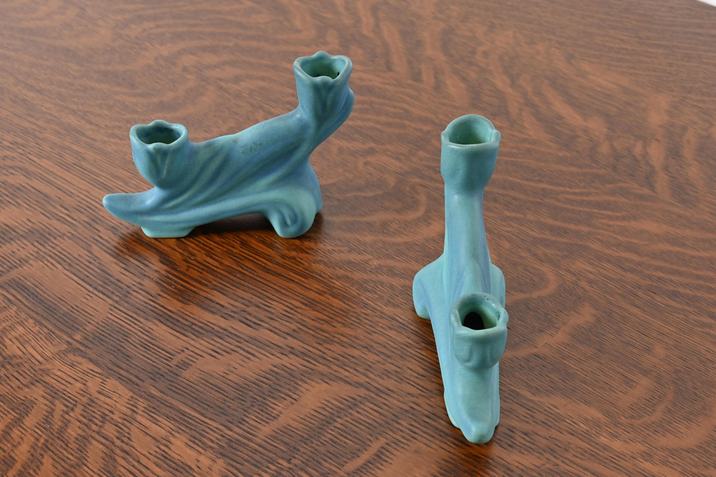 Ceramica Candelieri in ceramica smaltata turchese Van Briggle Arts & Crafts, Coppia in vendita