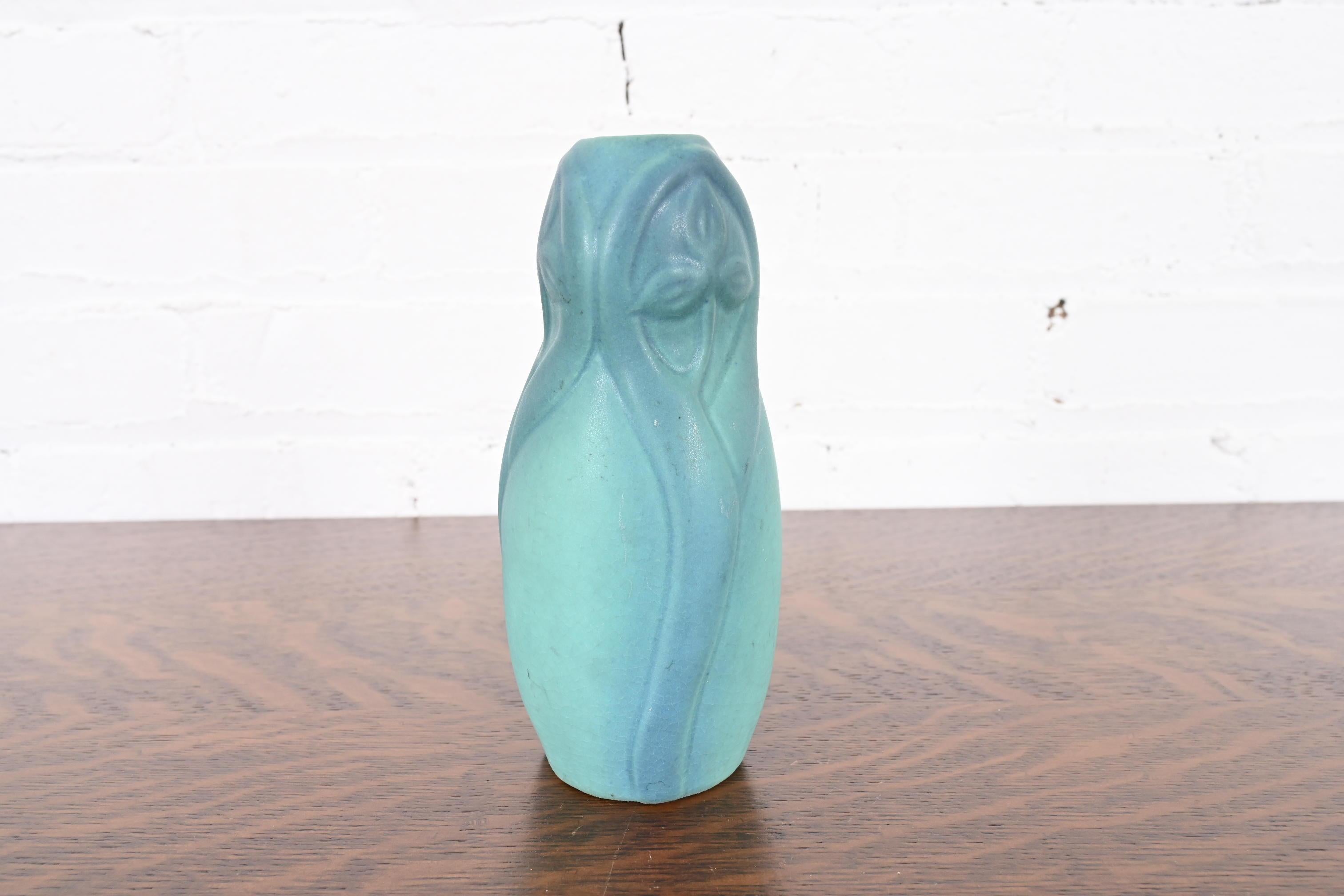 American Van Briggle Arts & Crafts Turquoise Glazed Ceramic Vase With Floral Motif For Sale