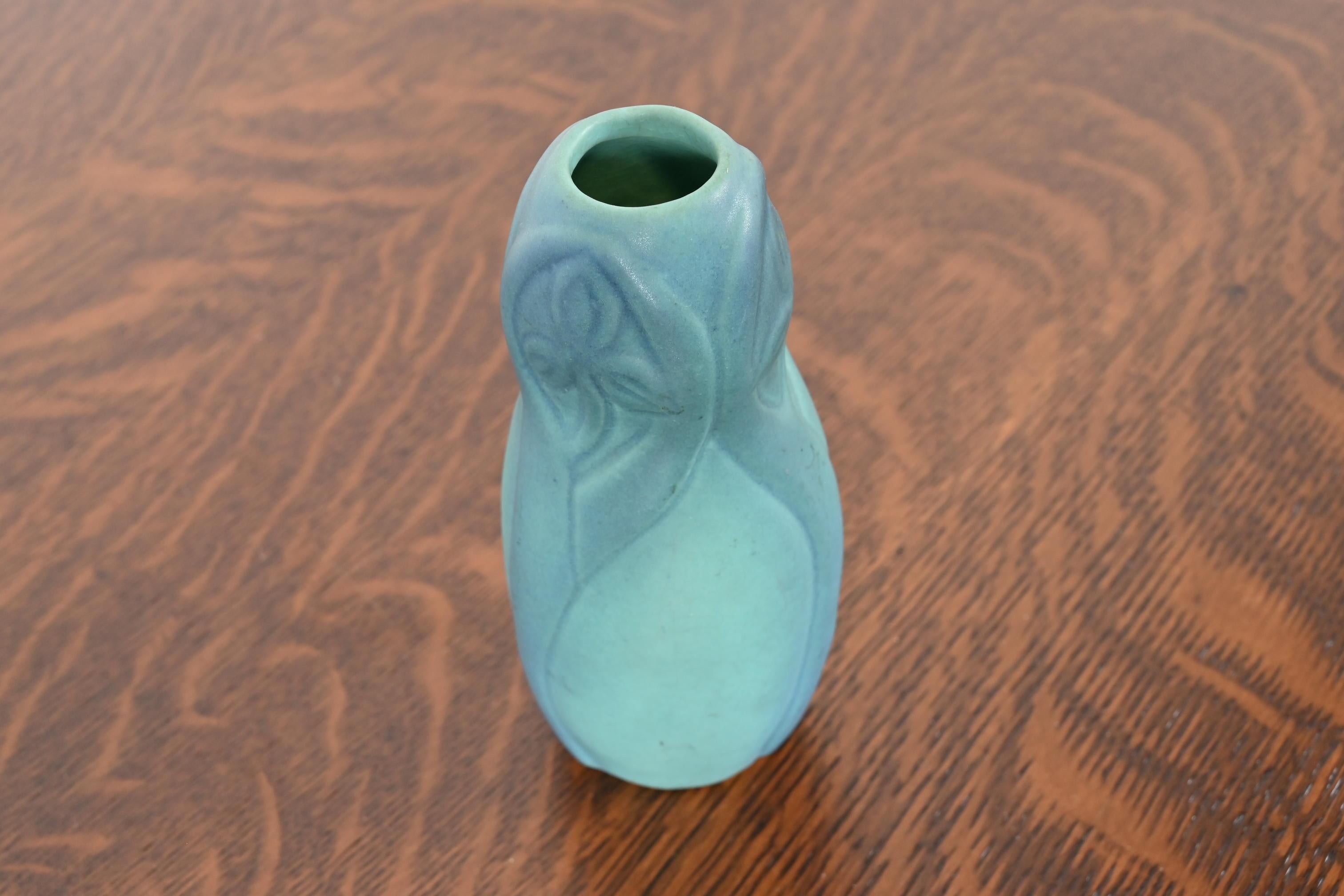 Van Briggle Arts & Crafts Turquoise Glazed Ceramic Vase With Floral Motif For Sale 1