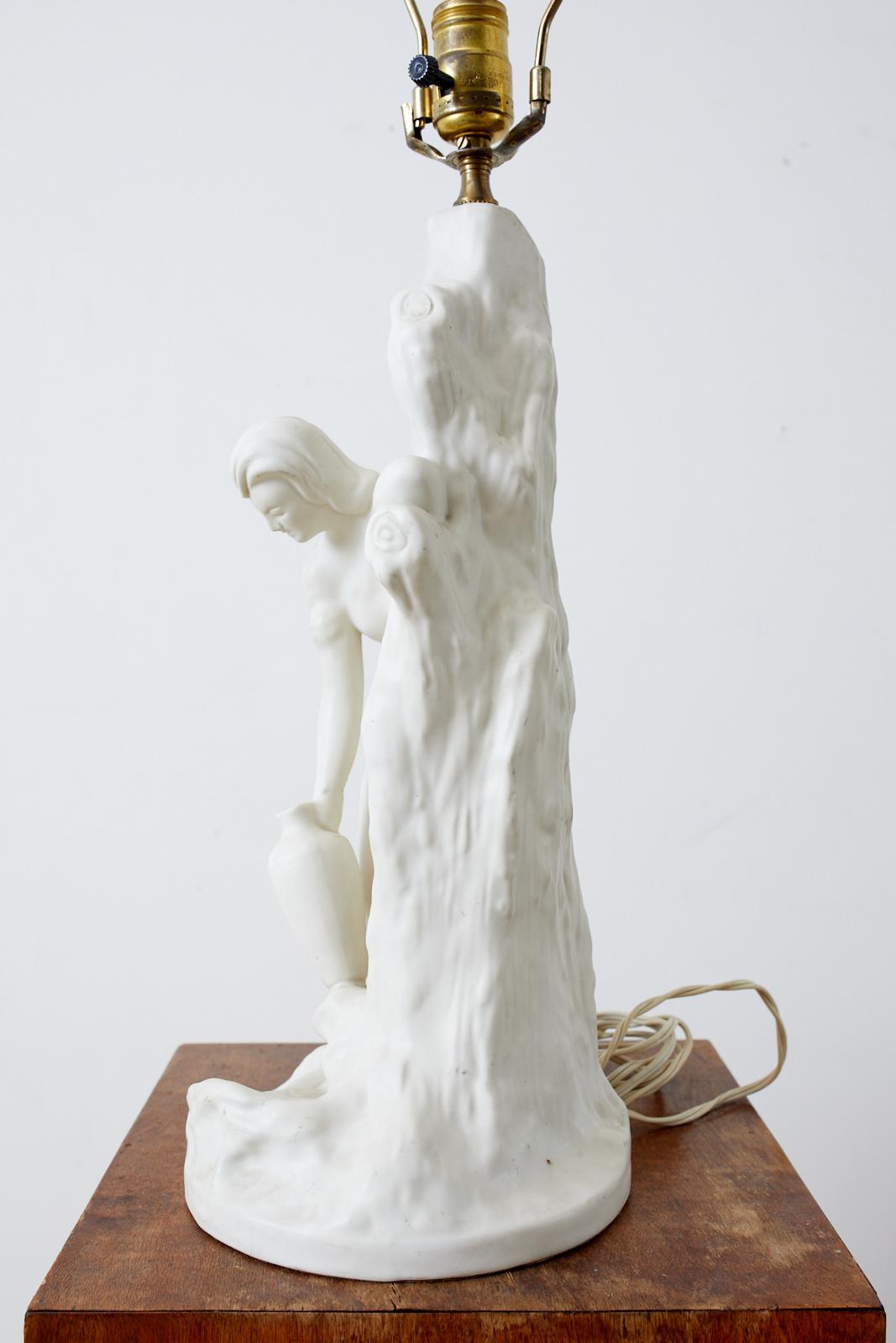 Van Briggle Figurale Skulptur Porzellan Tischlampe im Angebot 1