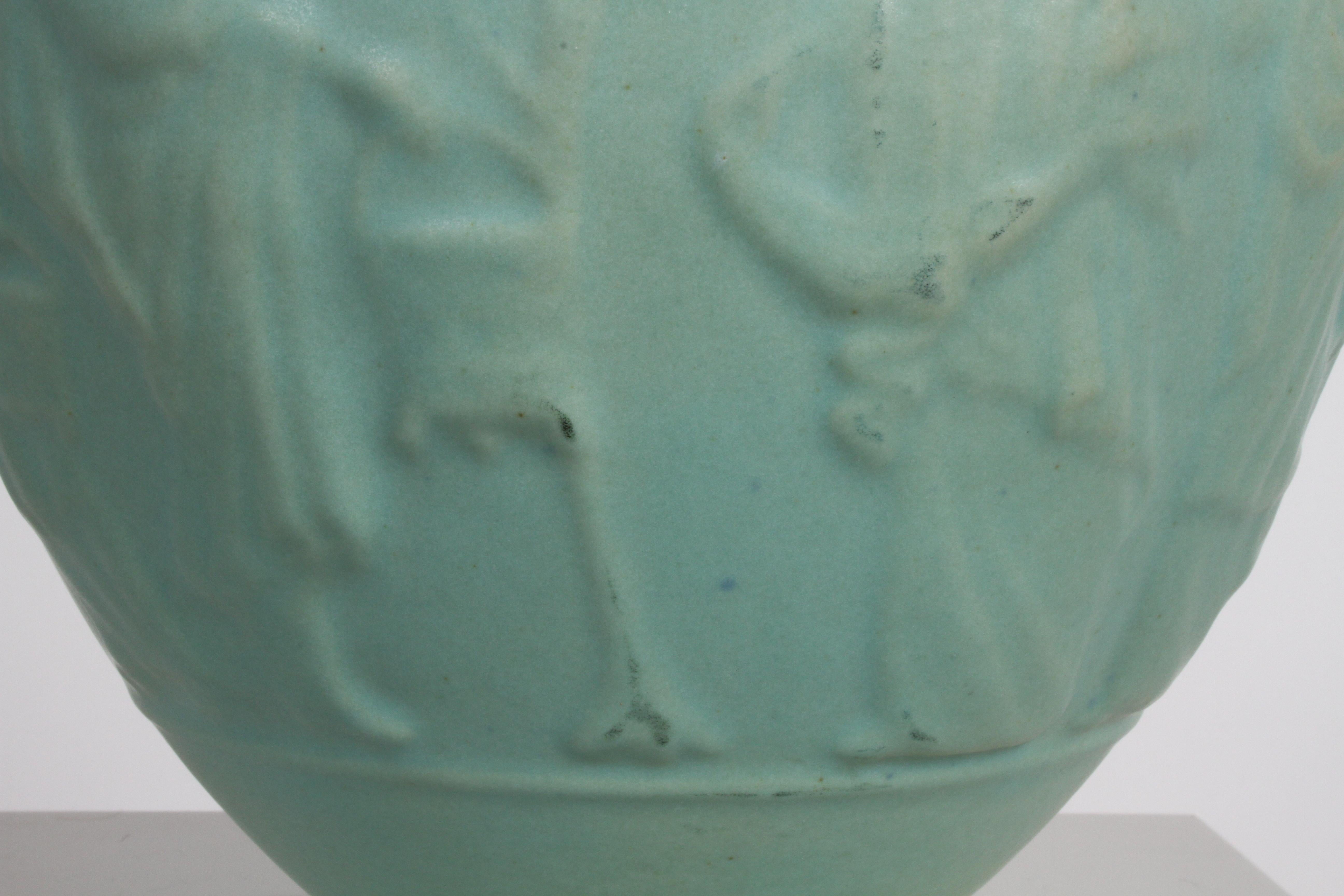 Van Briggle Türkisfarbene Ming-Glasur griechische Urne oder Vase Signiert D.R. im Angebot 1