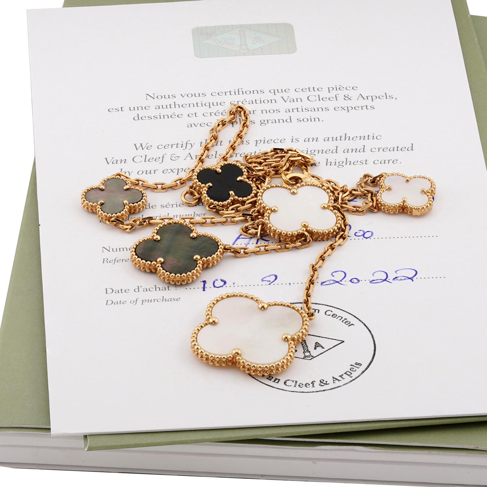 VAN CEEF & ARPELS Magic Alhambra, collier en or jaune à motifs 6 Pour femmes en vente
