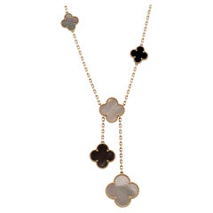 VAN CEEF & ARPELS Magic Alhambra, collier en or jaune à motifs 6