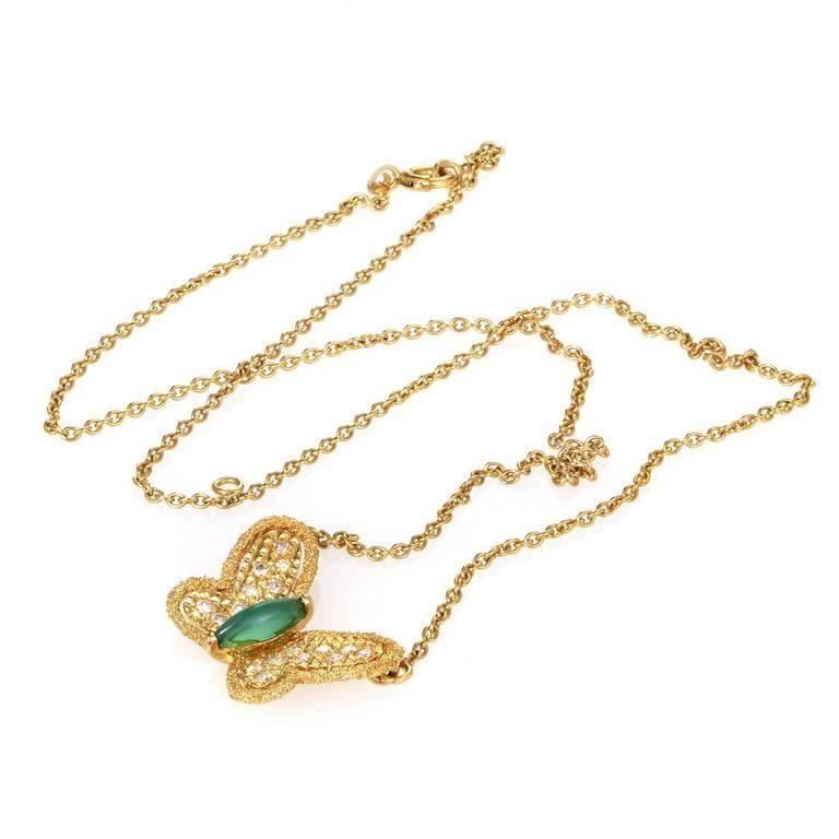 Modern Van Cleef & Arpels Cabochon Chrysoprase and Diamond Gold Butterfly Necklace