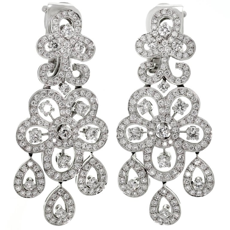 Van Cleef And Arpels Dentelle Diamond White Gold Chandelier Earrings Van Cleef Arpels Dentelle Diamond White Gold Chandelier Earrings For